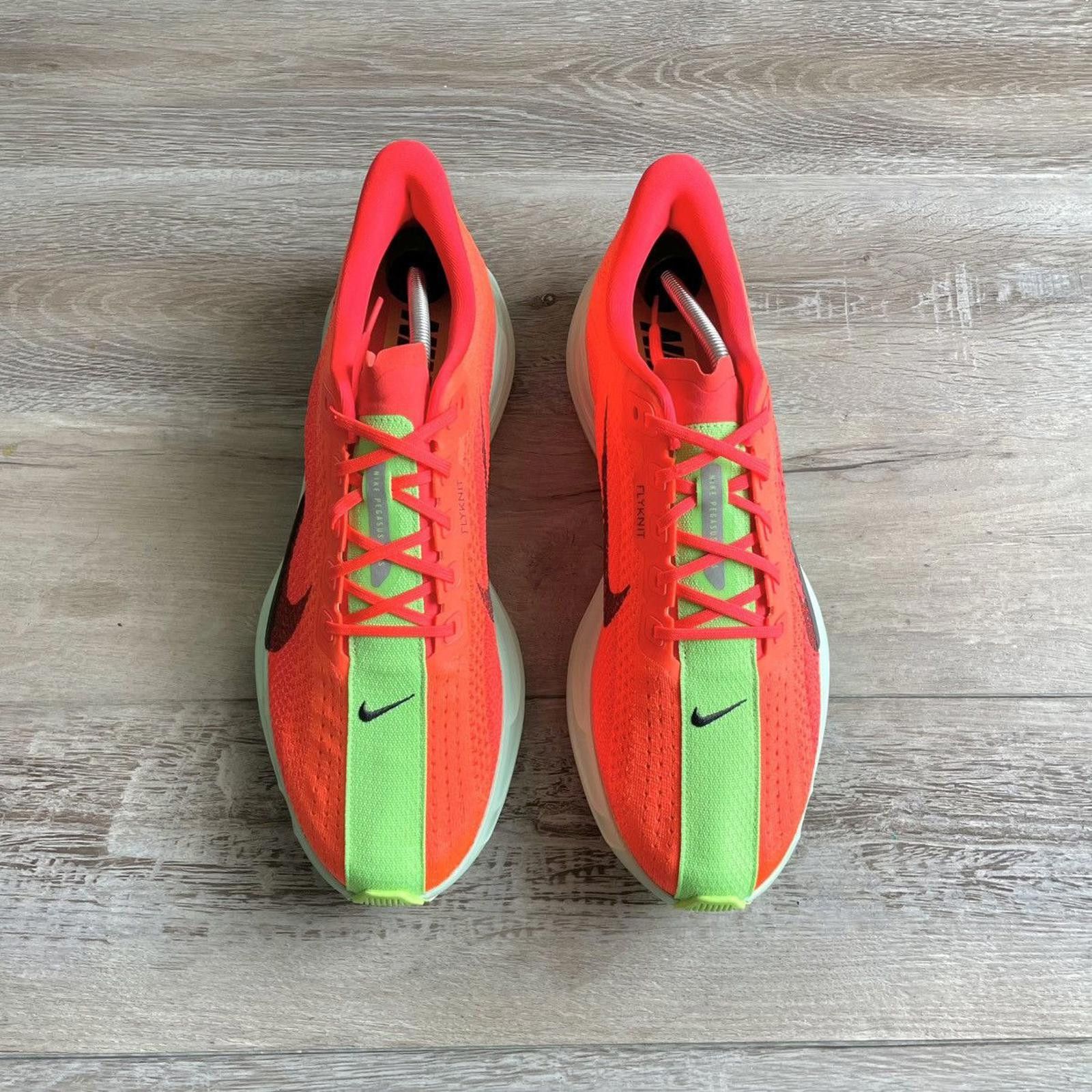 Nike NIKE • ZoomX Pegasus Plus "Bright Crimson" (13M) Size US 13 / EU 46 - 4 Thumbnail