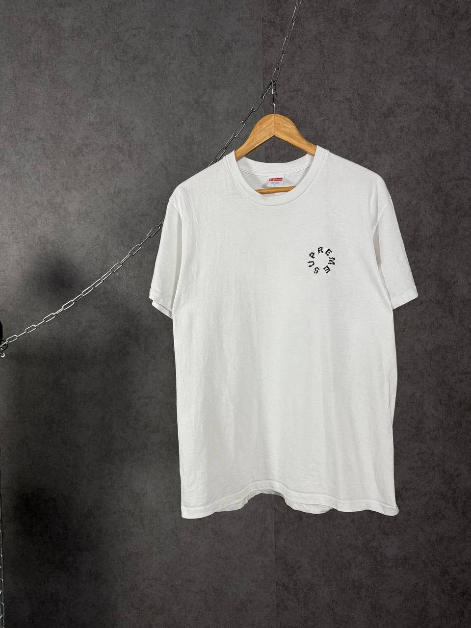 Supreme Supreme designer overprinted big logo tee Size US L / EU 52-54 / 3 - 1 Thumbnail