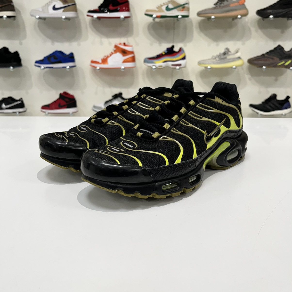 Nike Nike Air Max Plus Pacific Moss Size US 9 / EU 42 - 2 Thumbnail