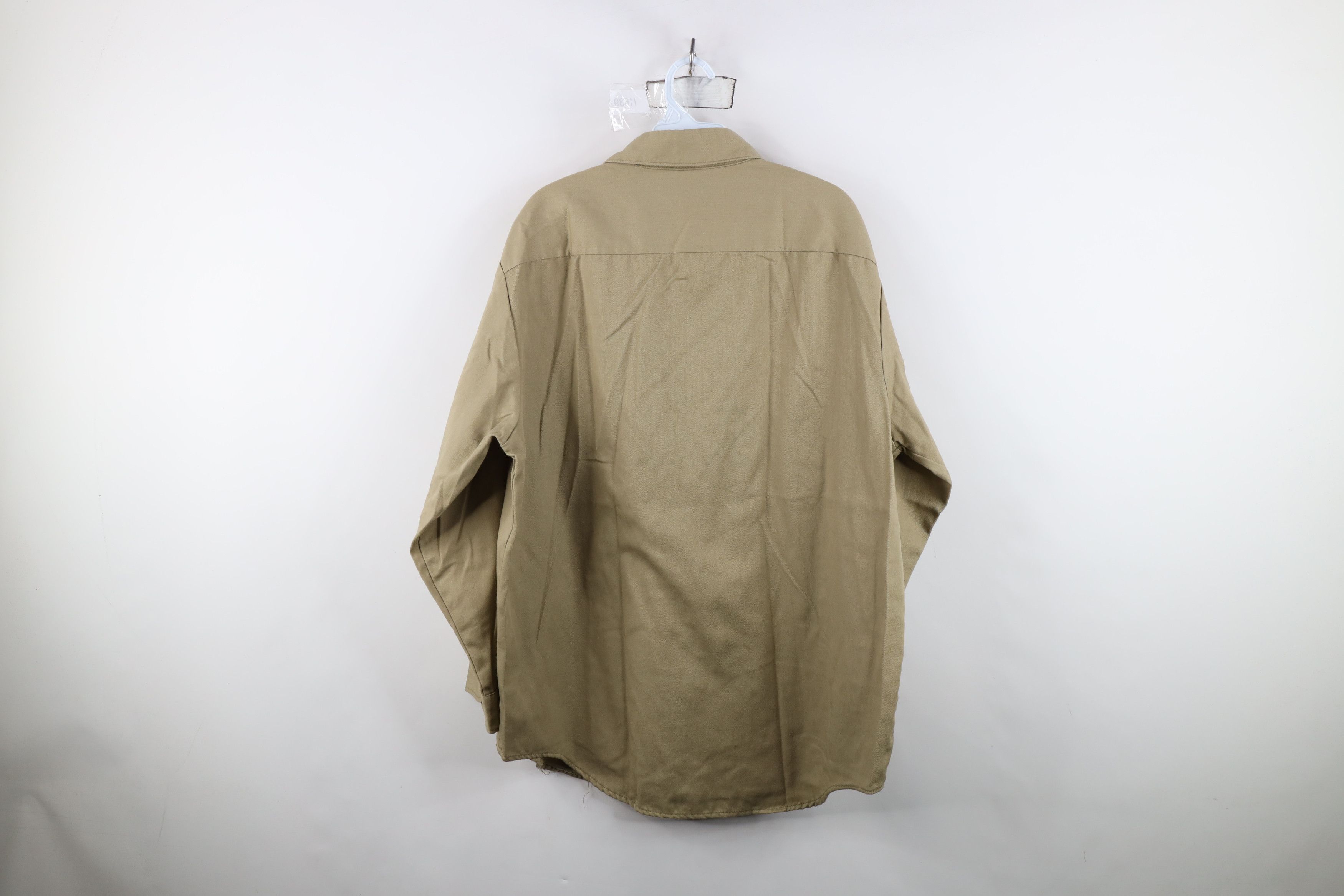 Vintage Vintage 70s Big Mac Workwear Collared Button Shirt USA Size US L / EU 52-54 / 3 - 12 Thumbnail