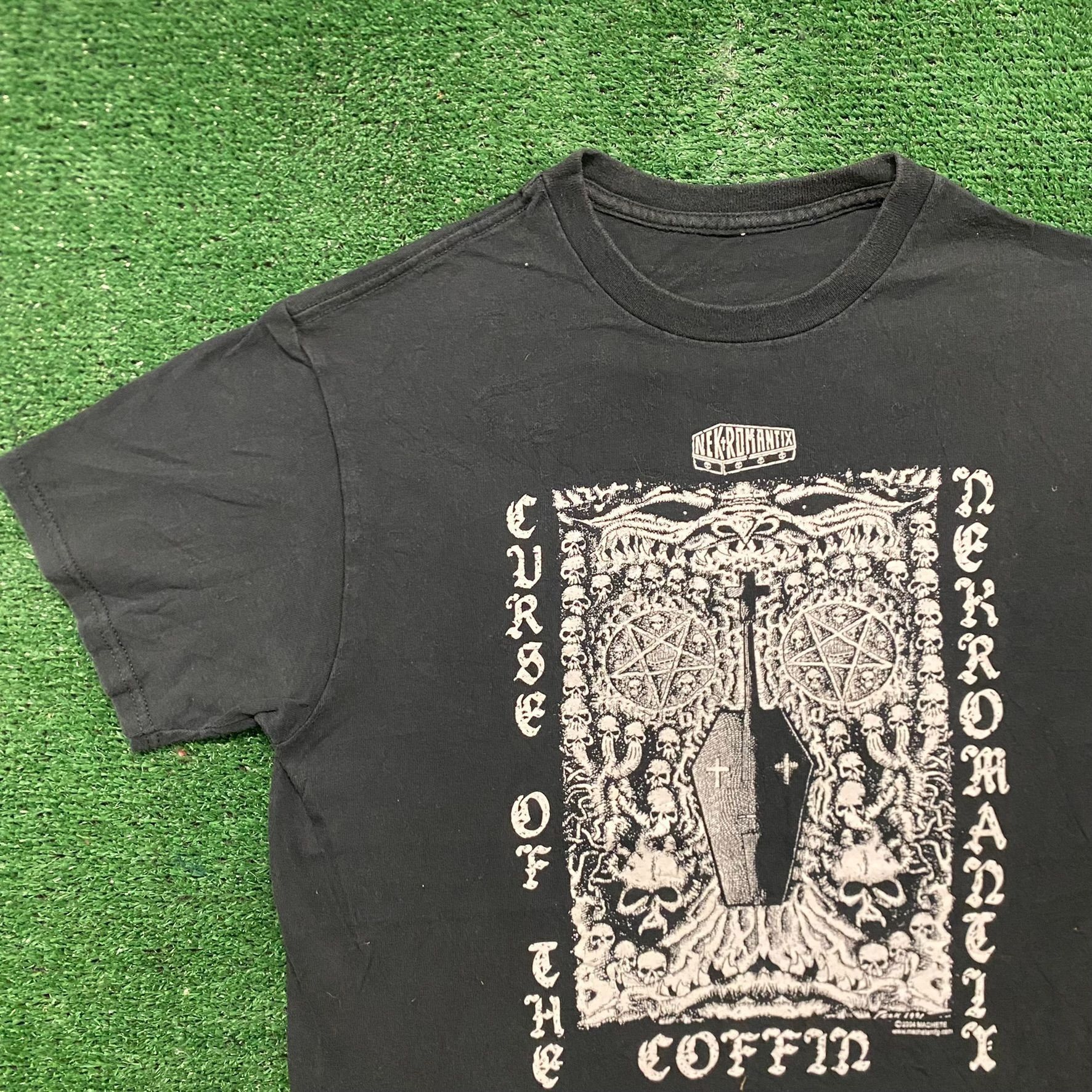 Band Tees Vintage Y2K Skull Pile Pentagram Coffin Goth Metal Band Tee Size US M / EU 48-50 / 2 - 2 Thumbnail