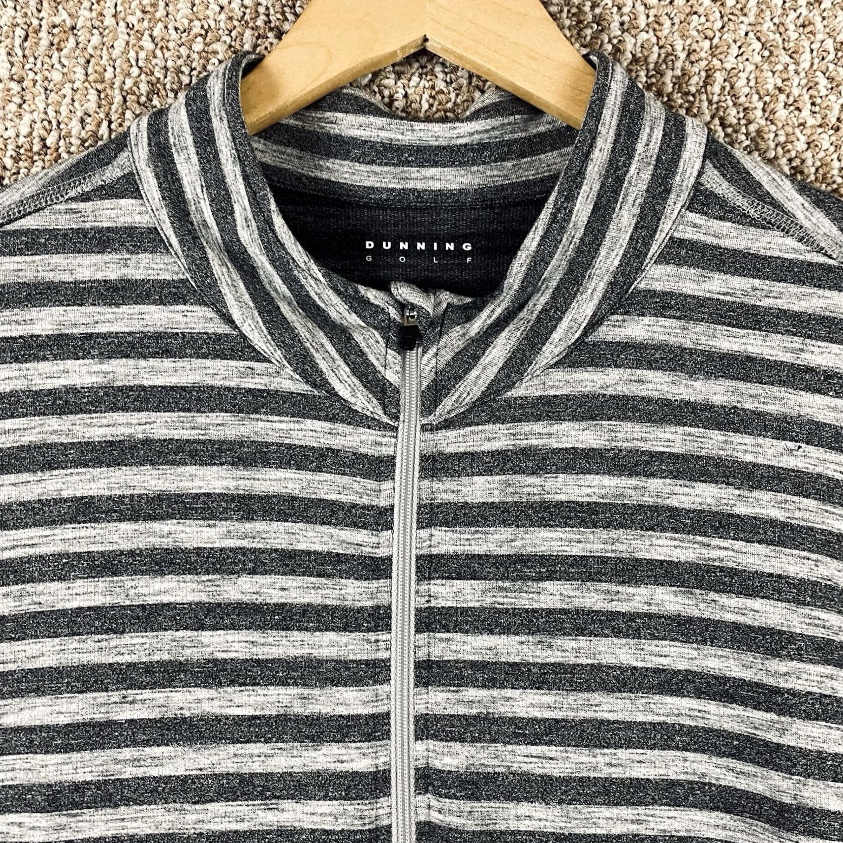 Vintage Dunning Golf Pullover Men's Large Gray Striped Casual Performance 1/4 Zip F516 Size US L / EU 52-54 / 3 - 2 Thumbnail