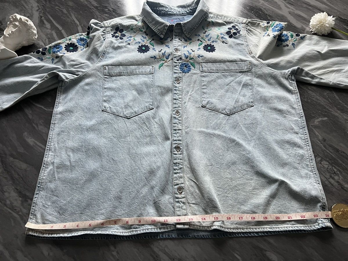 Lucky Brand Lucky Brand : Denim Shirt Flower Embroidered Size US XL / EU 56 / 4 - 14 Thumbnail