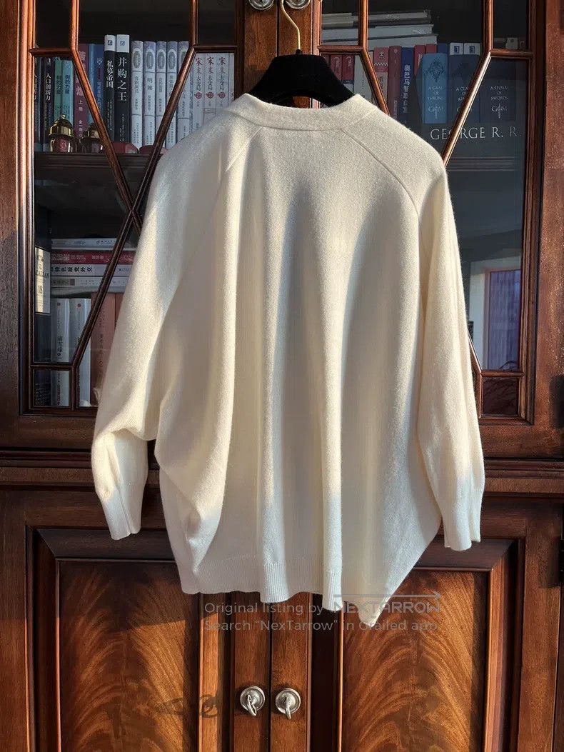 Brunello Cucinelli Brunello Cucinelli Beaded White Wool Knit Top Jacket Cardi Size XS / US 0-2 / IT 36-38 - 3 Thumbnail