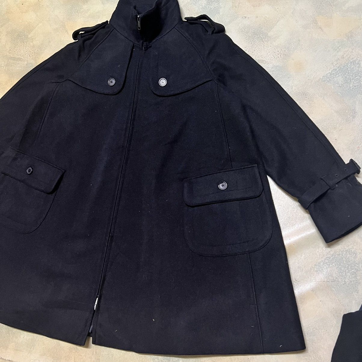 Burberry Burberry Long Coat Avant Garde Style Size US L / EU 52-54 / 3 - 2 Thumbnail
