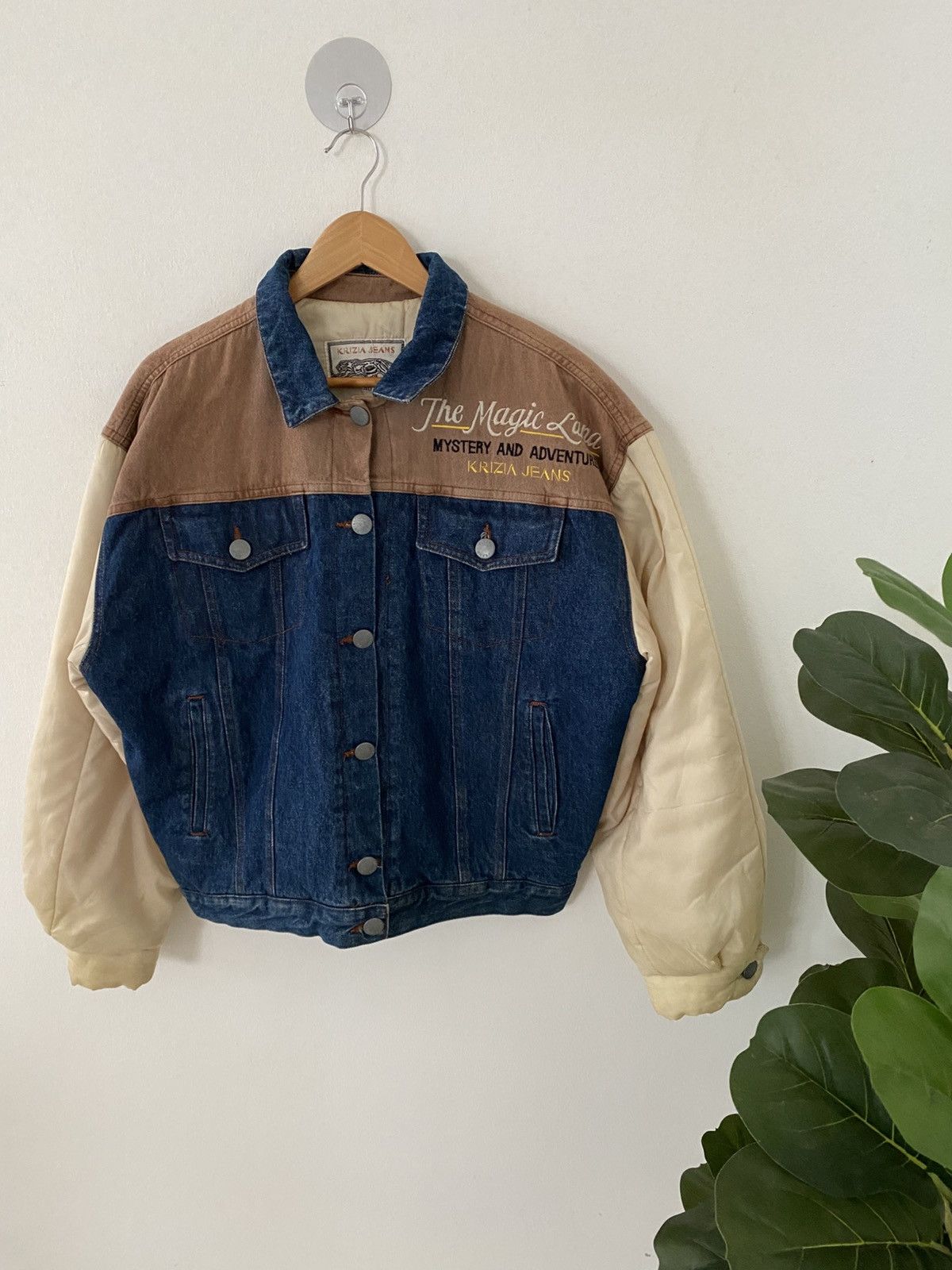 Hysteric Glamour KRIZIA JEANS BIG LOGO MYSTERY AND ADVENTURE DENIM JACKET Size US L / EU 52-54 / 3 - 6 Thumbnail