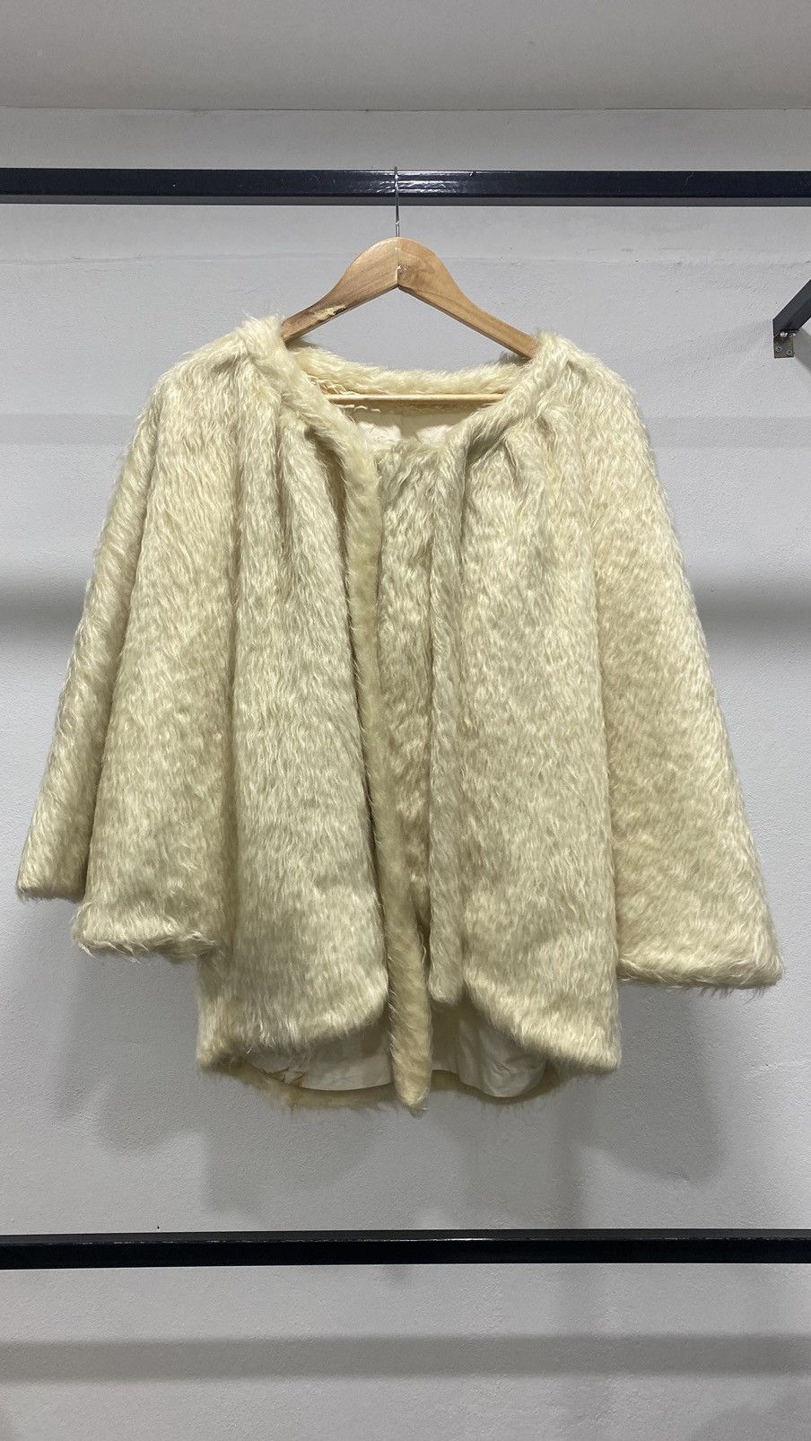 Other Vintage Cloaks Capes Fur Shaggy Punk Grunge Partina Mink Size ONE SIZE - 2 Thumbnail