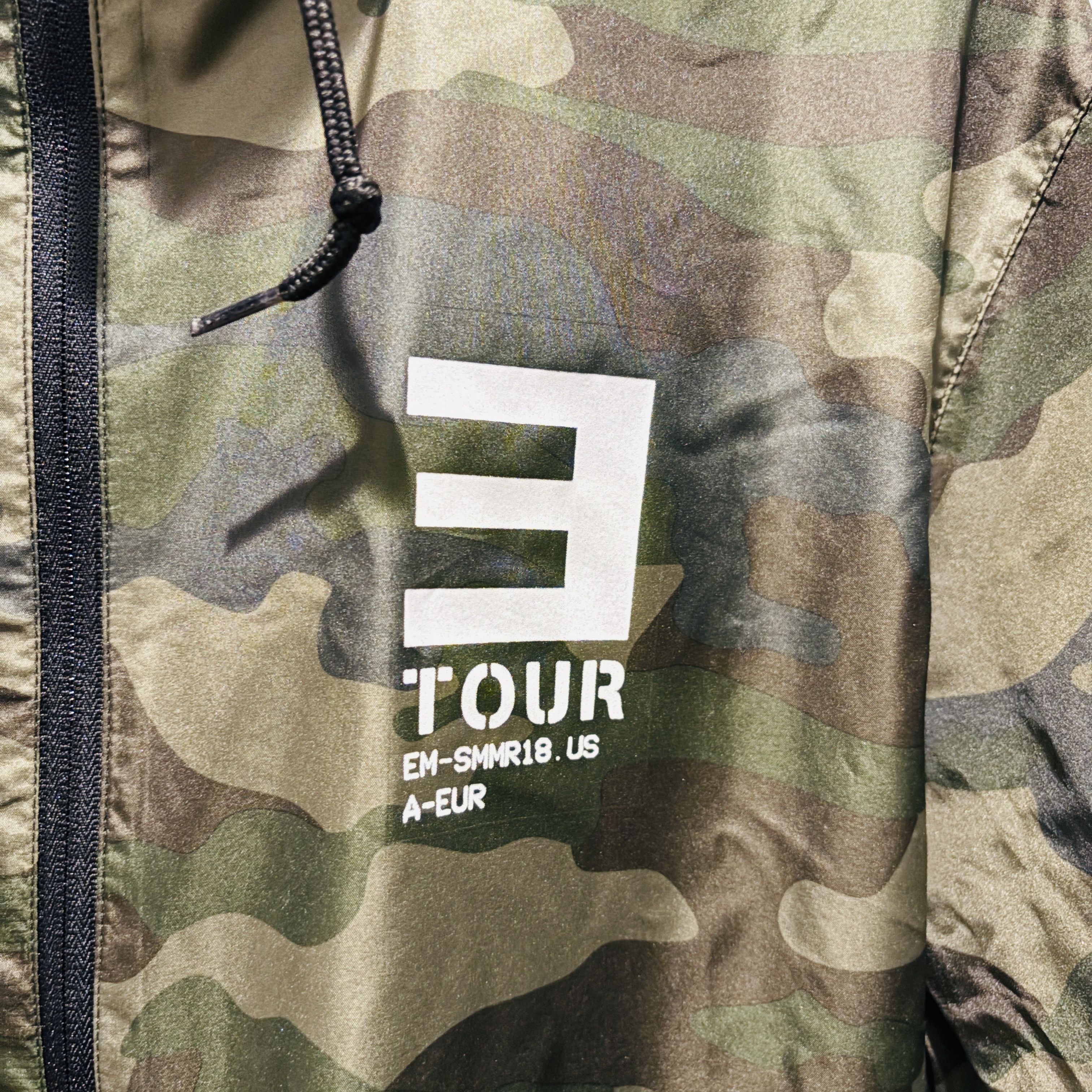 Eminem Eminem Exclusive Summer 2018 Tour Windbreaker Size US XL / EU 56 / 4 - 5 Thumbnail