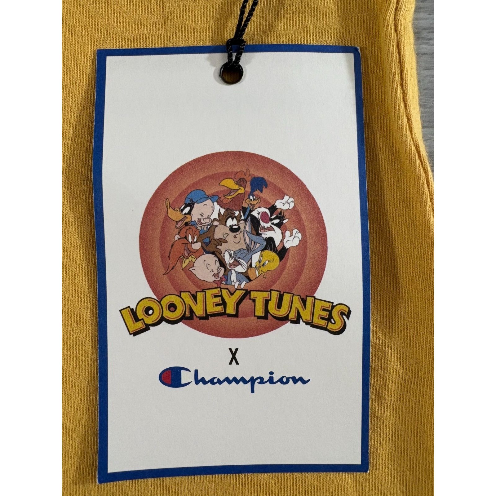 Todd Snyder Todd Snyder X Champion Looney Tunes Gang Tee T-Shirt size M Size US M / EU 48-50 / 2 - 6 Thumbnail