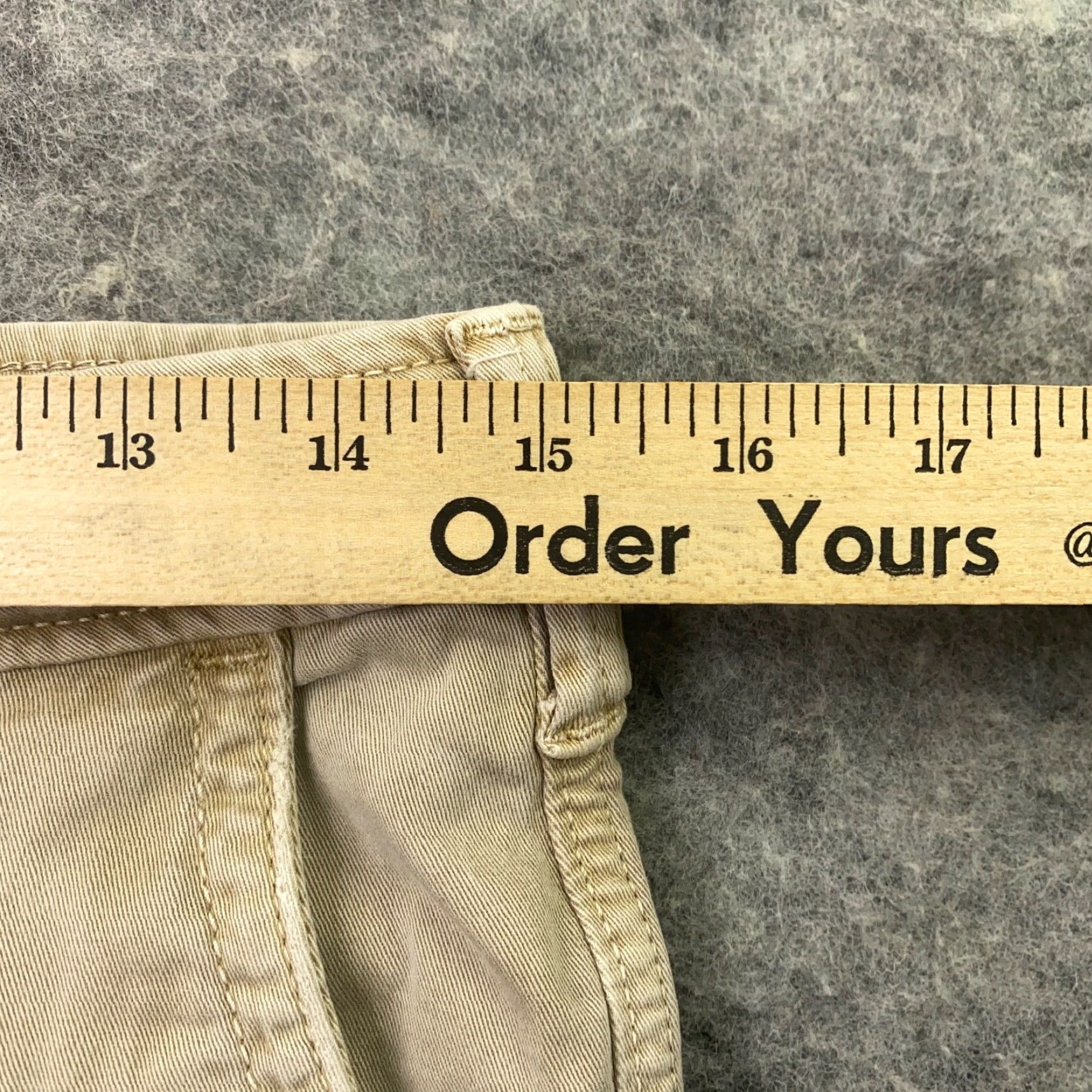 American Eagle Outfitters VINTAGE American Eagle Mens Shorts 28 Khaki Classic Fit Extreme Flex Chino Size US 28 / EU 44 - 5 Thumbnail