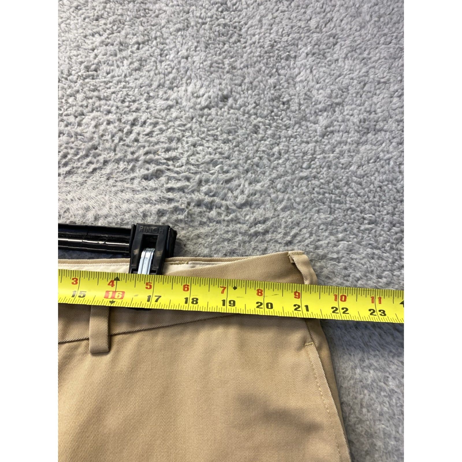 Brooks Brothers Brooks Brothers Chino Pants Mens 42x32 Solid Tan Flat Front Pleated City Wedding Preppy Classic Classic Mens Pants Tan 42 32 Inseam Pockets Straight Size US 42 / EU 58 - 3 Thumbnail