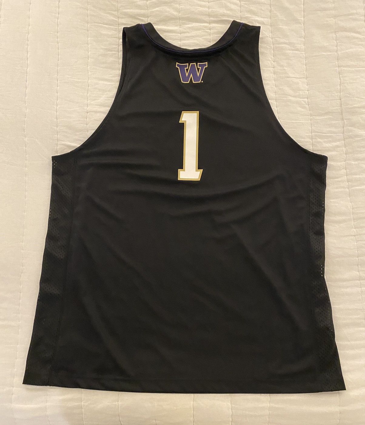 NCAA Adidas U of Washington Basketball Swingman Jersey XL Size US XL / EU 56 / 4 - 10 Thumbnail