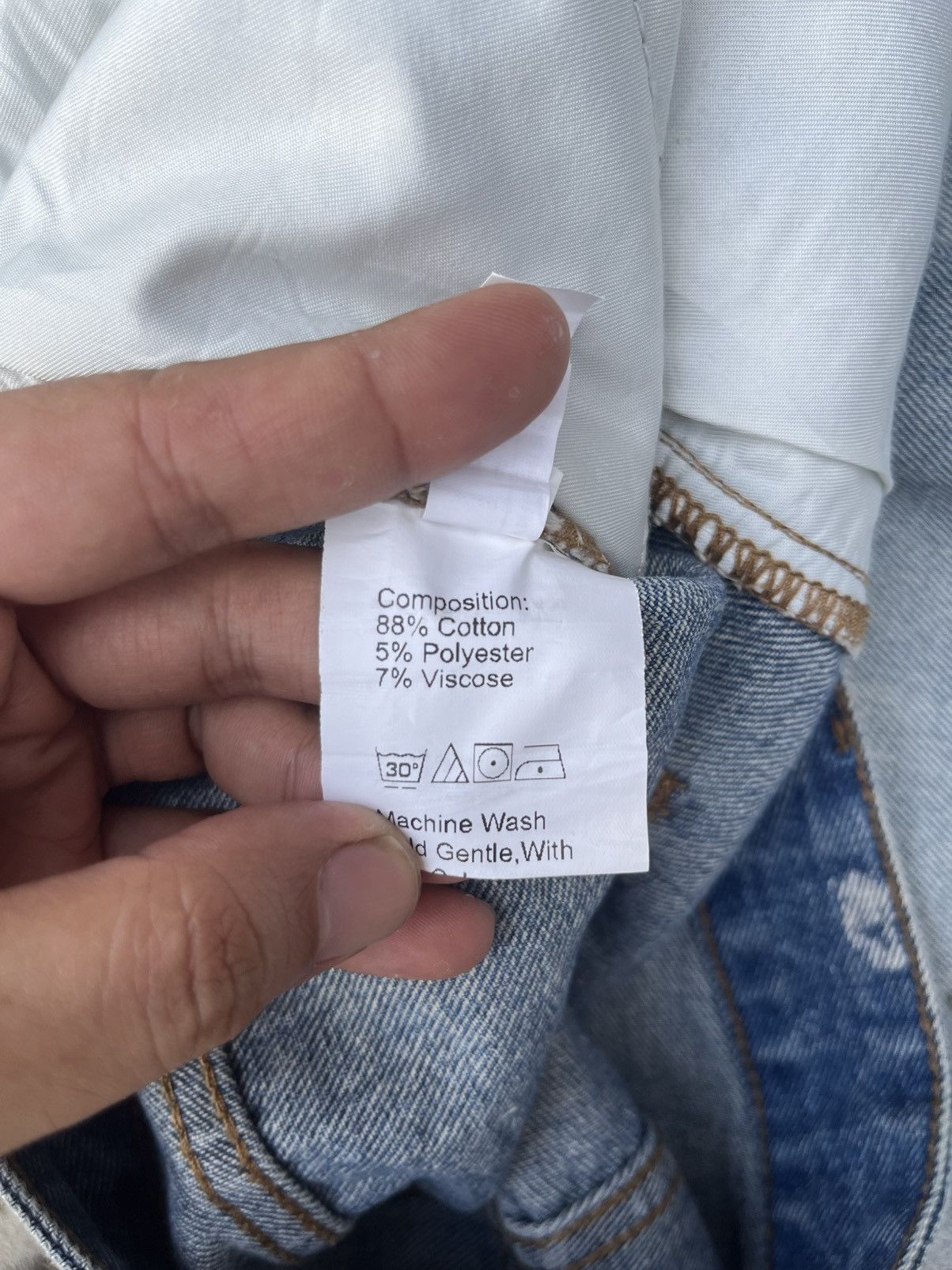 Japanese Brand × Vintage Vintage Japanese Brand High Waist Frayed Leg Baggy Jeans Size US 30 / EU 46 - 7 Thumbnail