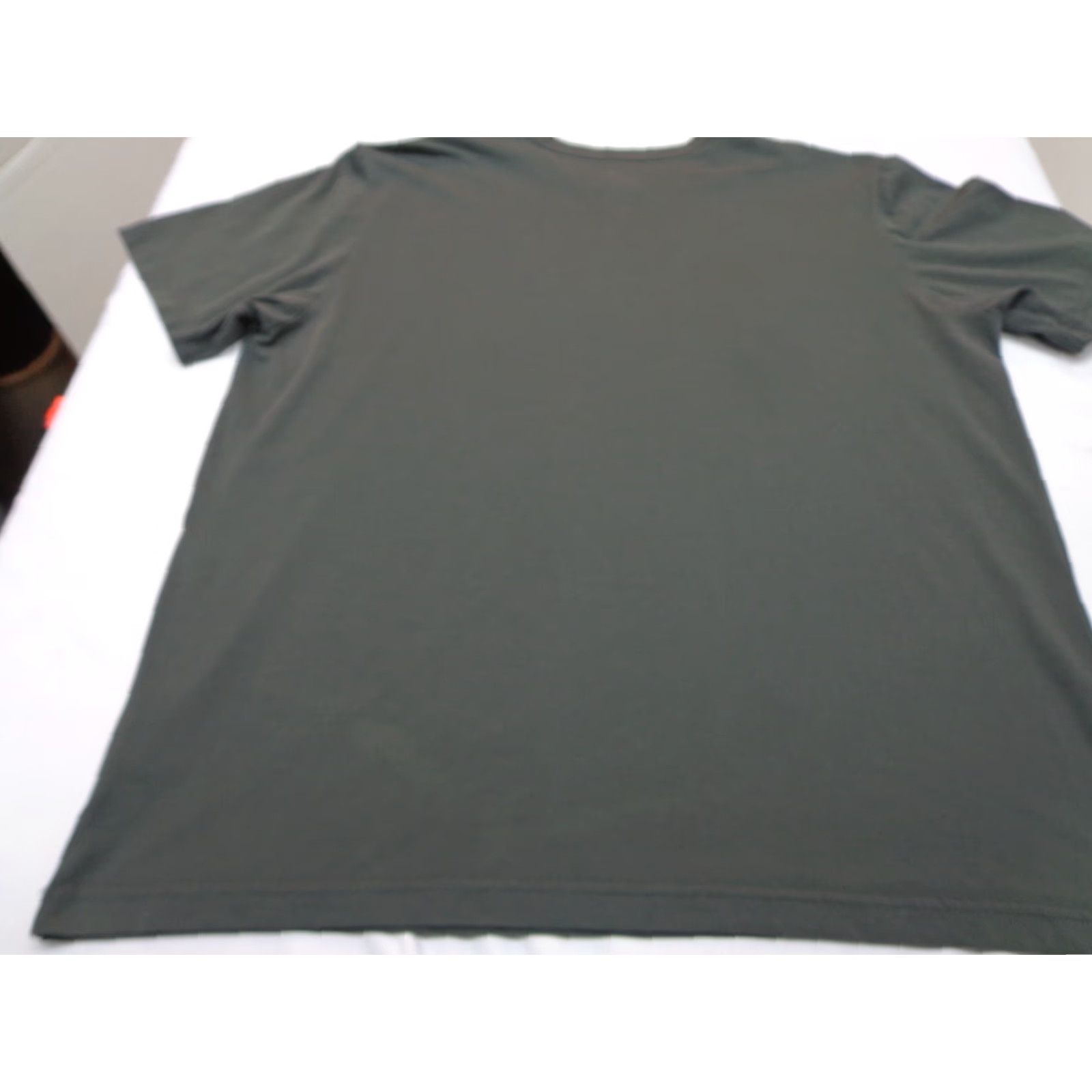 Nike Nike Dri-Fit Shirt FIGHT FOR HOPE Gray Live Strong T Shirt XL Men - Nike Dri-FIT Short Sleeve Activewear Shirt, Size XL, Gray, Mens Size US XL / EU 56 / 4 - 7 Thumbnail