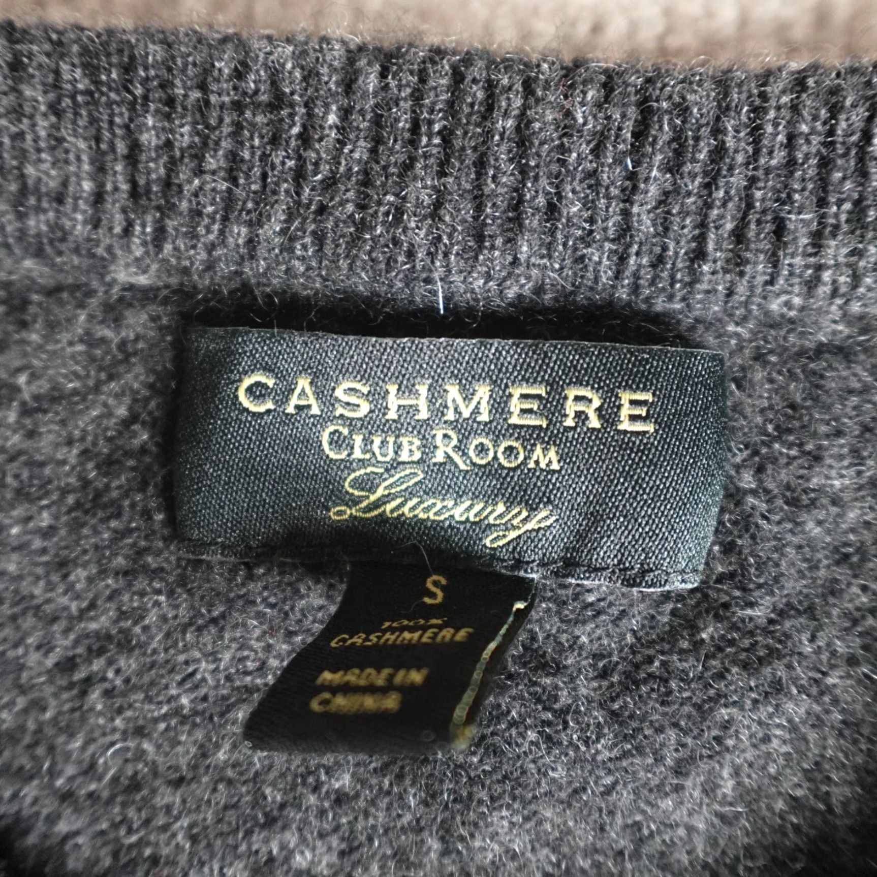 Club Room Club Room Sweater Mens M Gray Solid Crewneck 100% Cashmere Pullover Long Sleeve Knit Logo Classic Fall Winter Spring Size US M / EU 48-50 / 2 - 2 Thumbnail