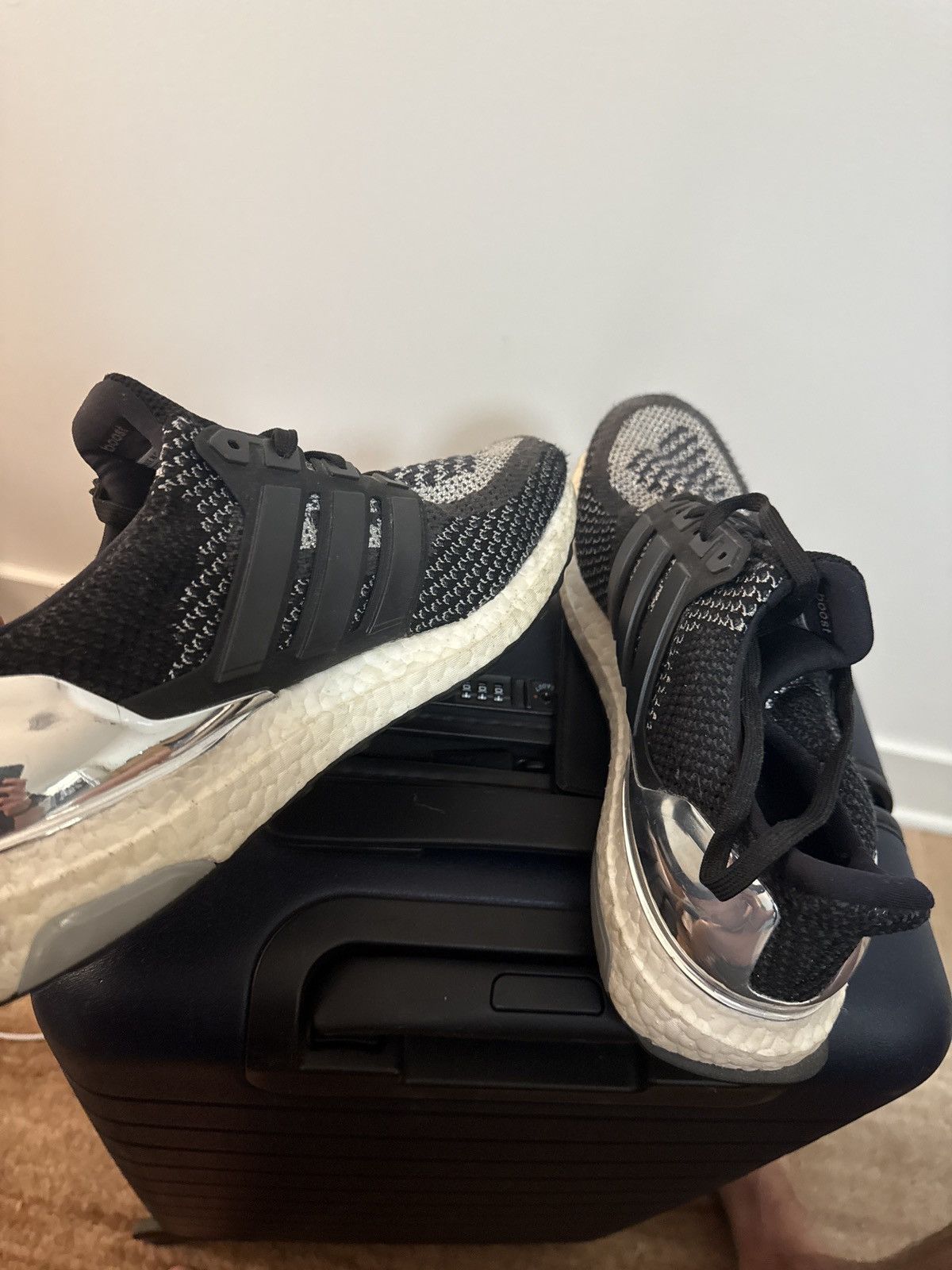 Adidas Adidas uptraboosr silver Size US 10 / EU 43 - 6 Thumbnail