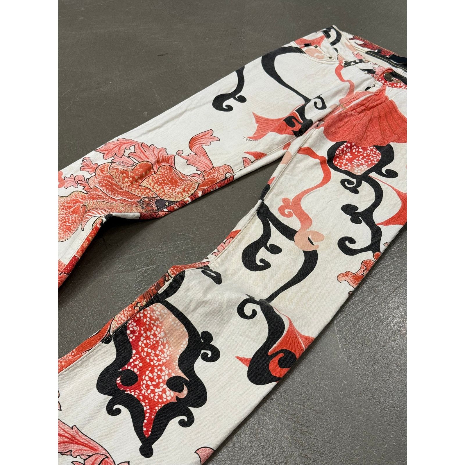 Roberto Cavalli 2000s Cavalli floral print pants Size US 27 - 5 Thumbnail