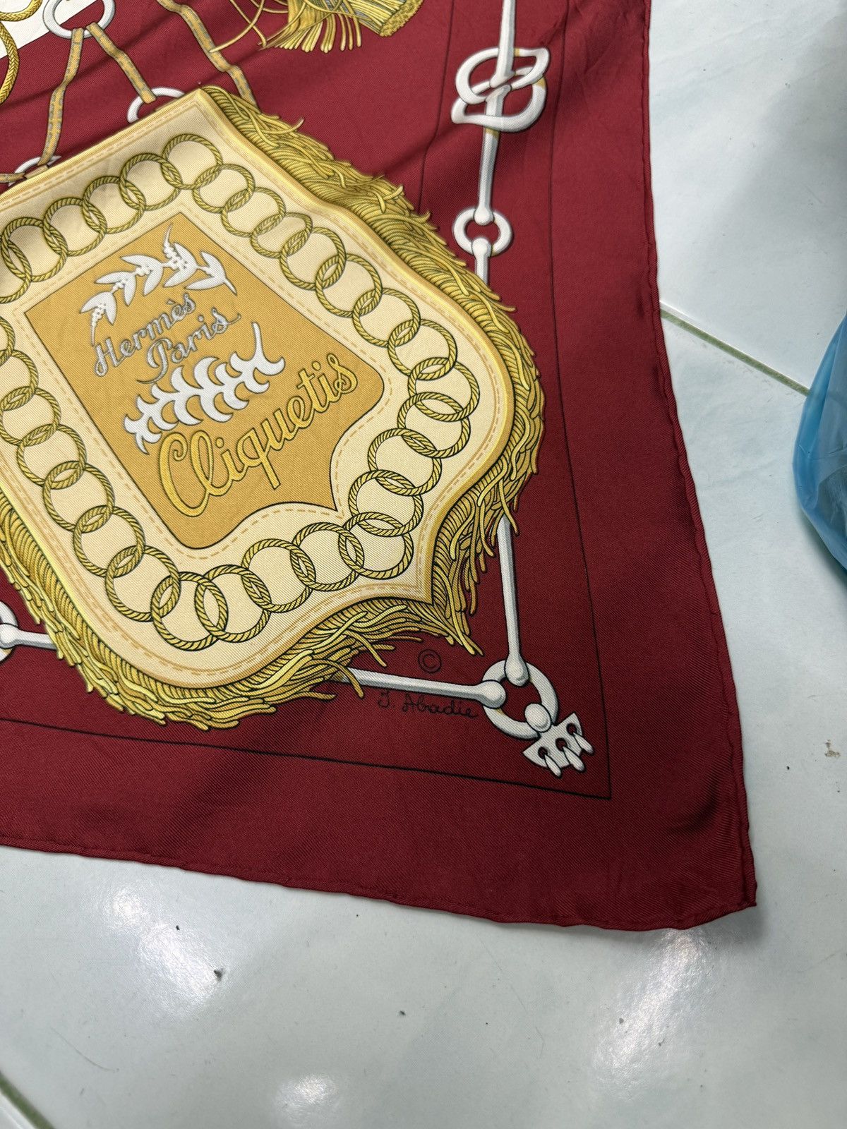 Hermes 🔥ARCHIVE VINTAGE HERMES CLIQUETIS SILK SCARF BY JULIE ABADIE Size ONE SIZE - 3 Thumbnail