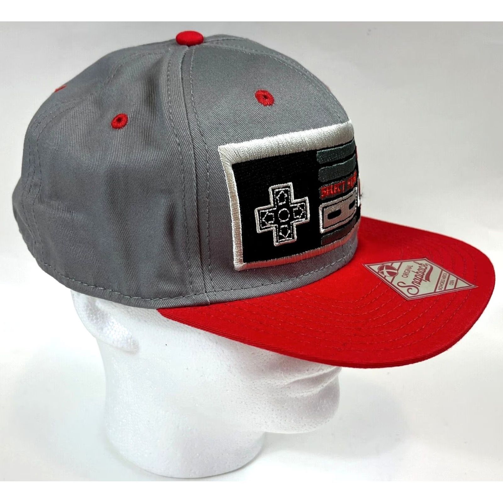 Nintendo Nintendo Entertainment System Snapback Hat Cap Unisex Adults One Size Gray Red Retro Video Games Nike Shirt Size ONE SIZE - 3 Thumbnail