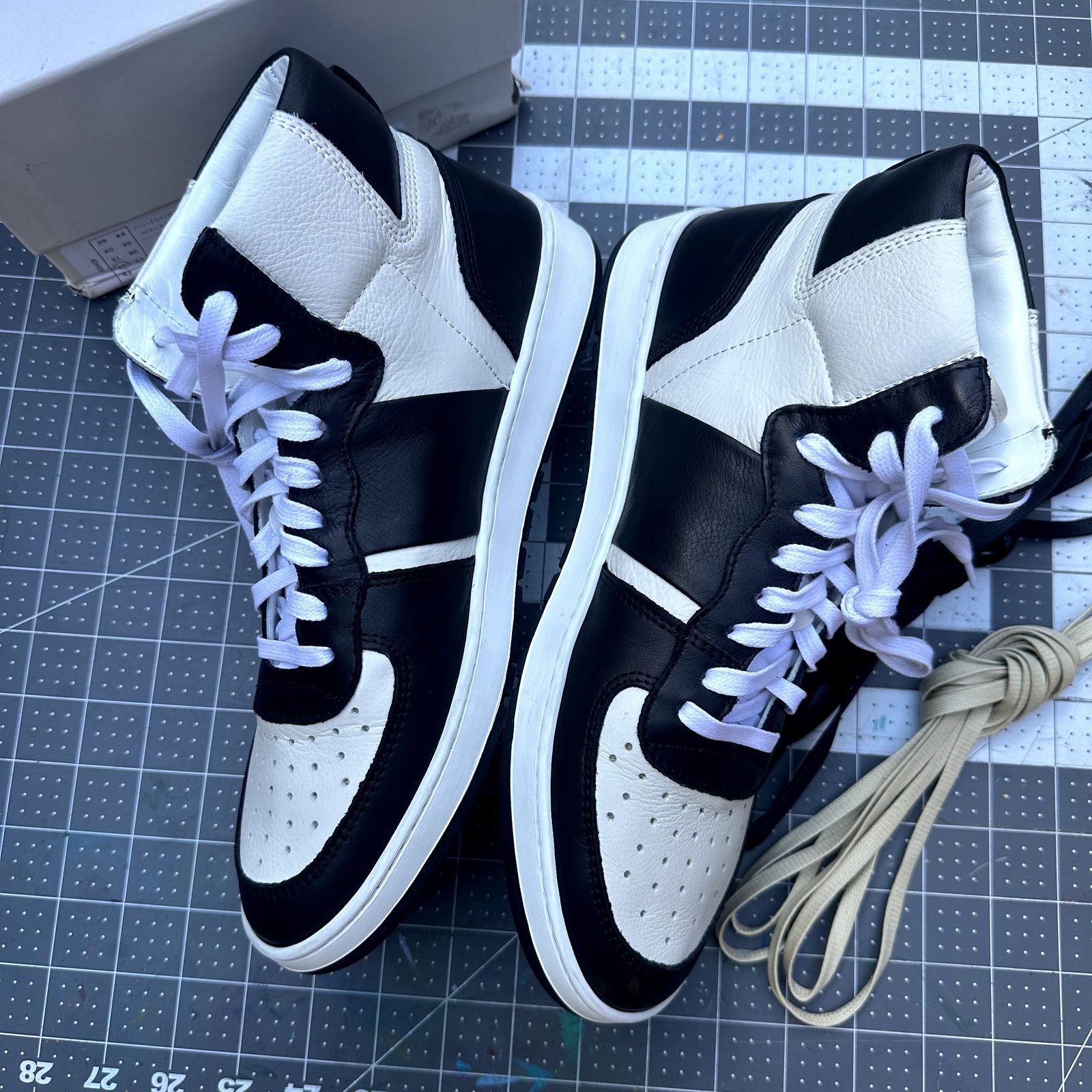 Collegium Collegium Destroyer Hi Size US 9 / EU 42 - 2 Thumbnail