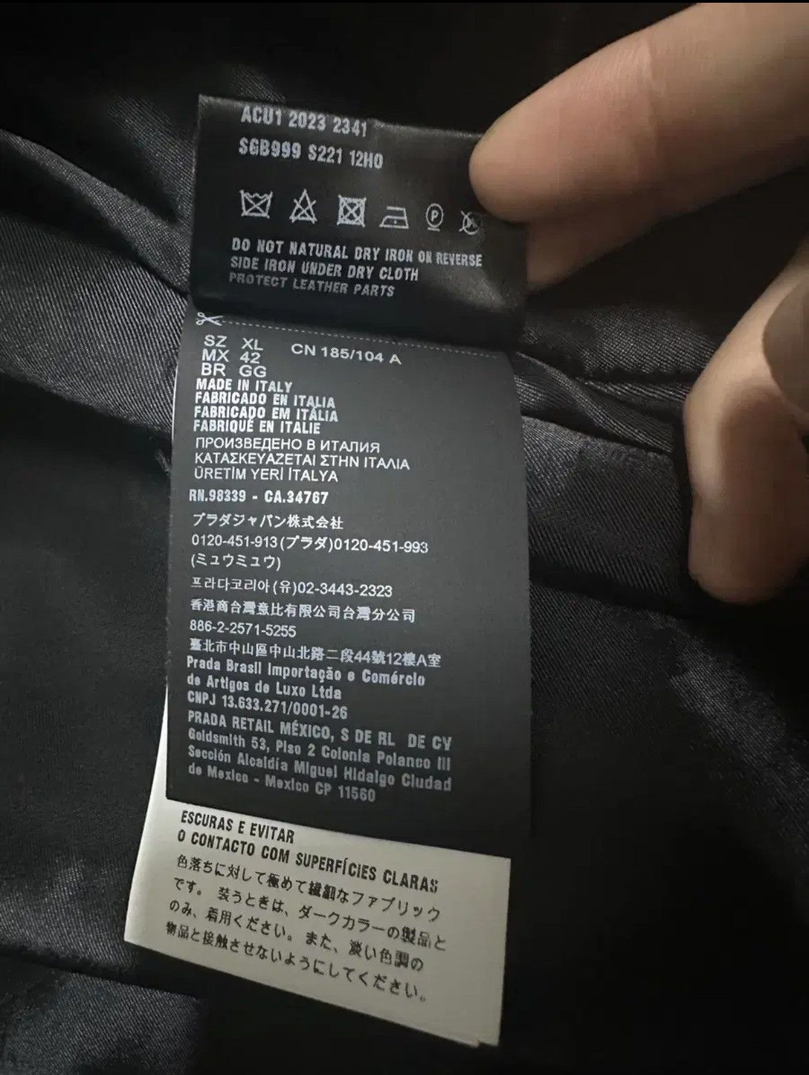 Prada Prada Velvet jacket Size US XL / EU 56 / 4 - 6 Thumbnail