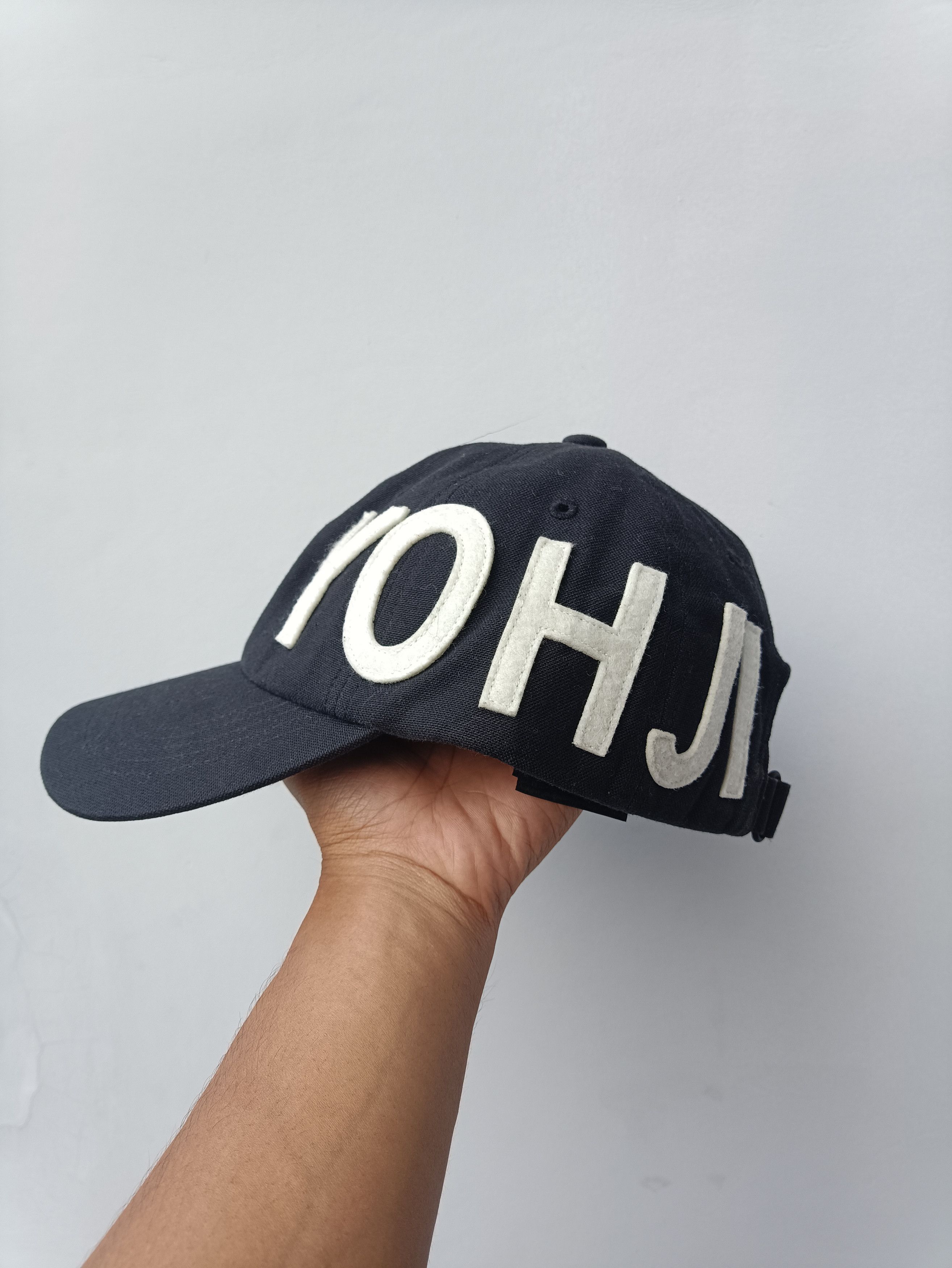Yohji Yamamoto Yohji Yamamoto Size ONE SIZE - 1 Thumbnail