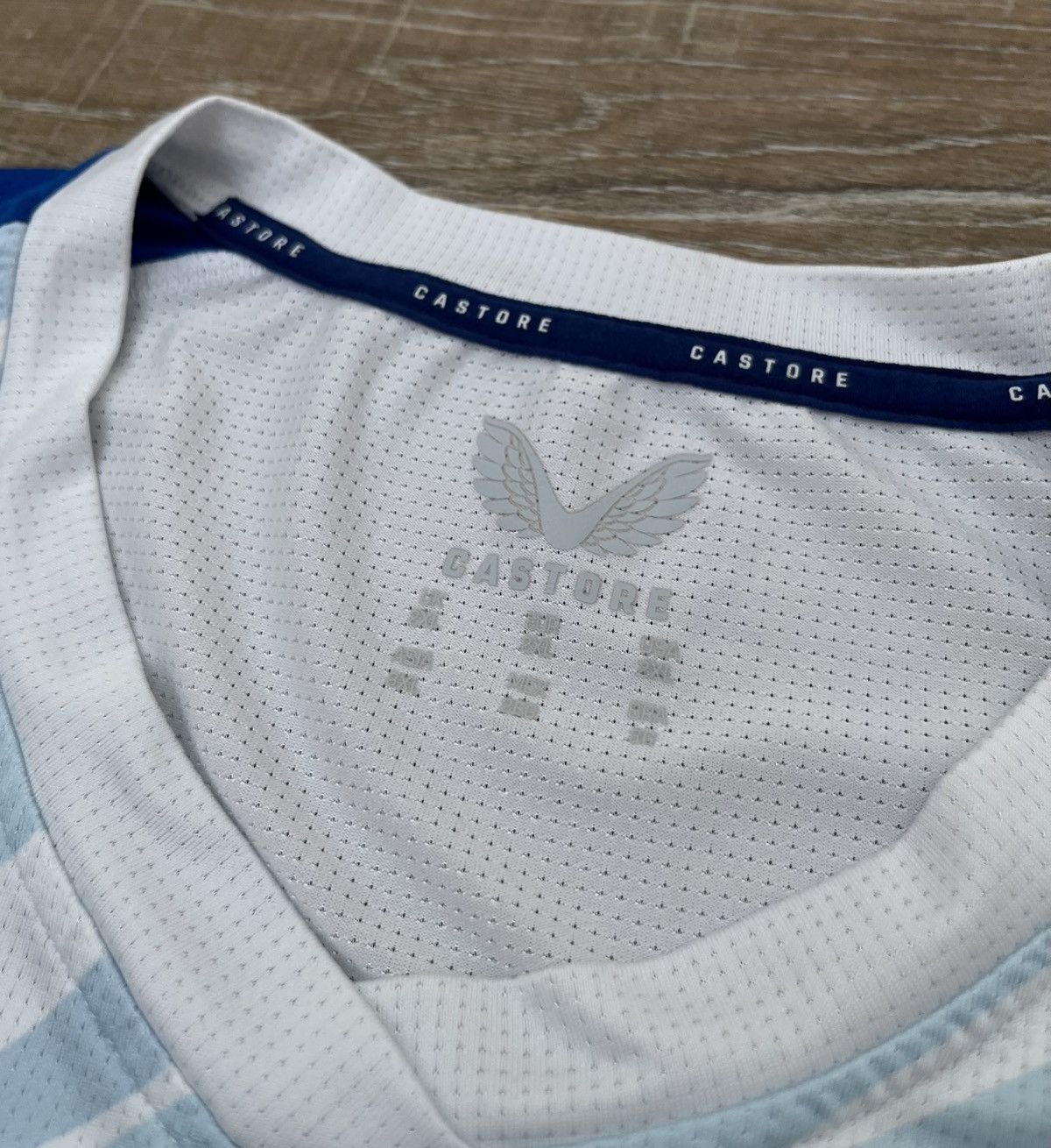 Castore RANGERS CASTORE 2022/2023 TRAINING FOOTBALL JERSEY Size US XXL / EU 58 / 5 - 5 Thumbnail