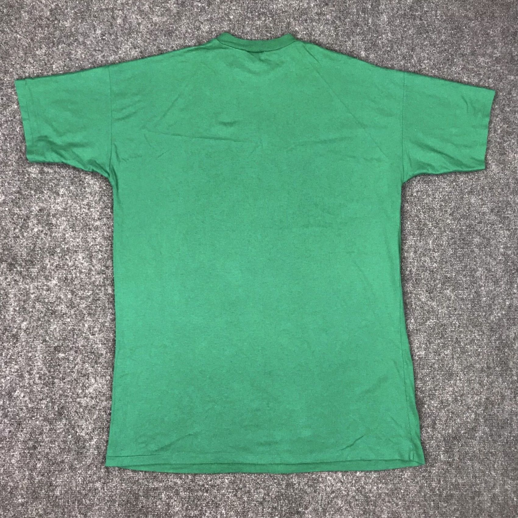 Vintage VINTAGE Kick’s Christmas Shirt One Size Mens Green Santa Reindeer Front Graphic 90s Front Graphic Christmas Holiday Tee Size US M / EU 48-50 / 2 - 3 Thumbnail