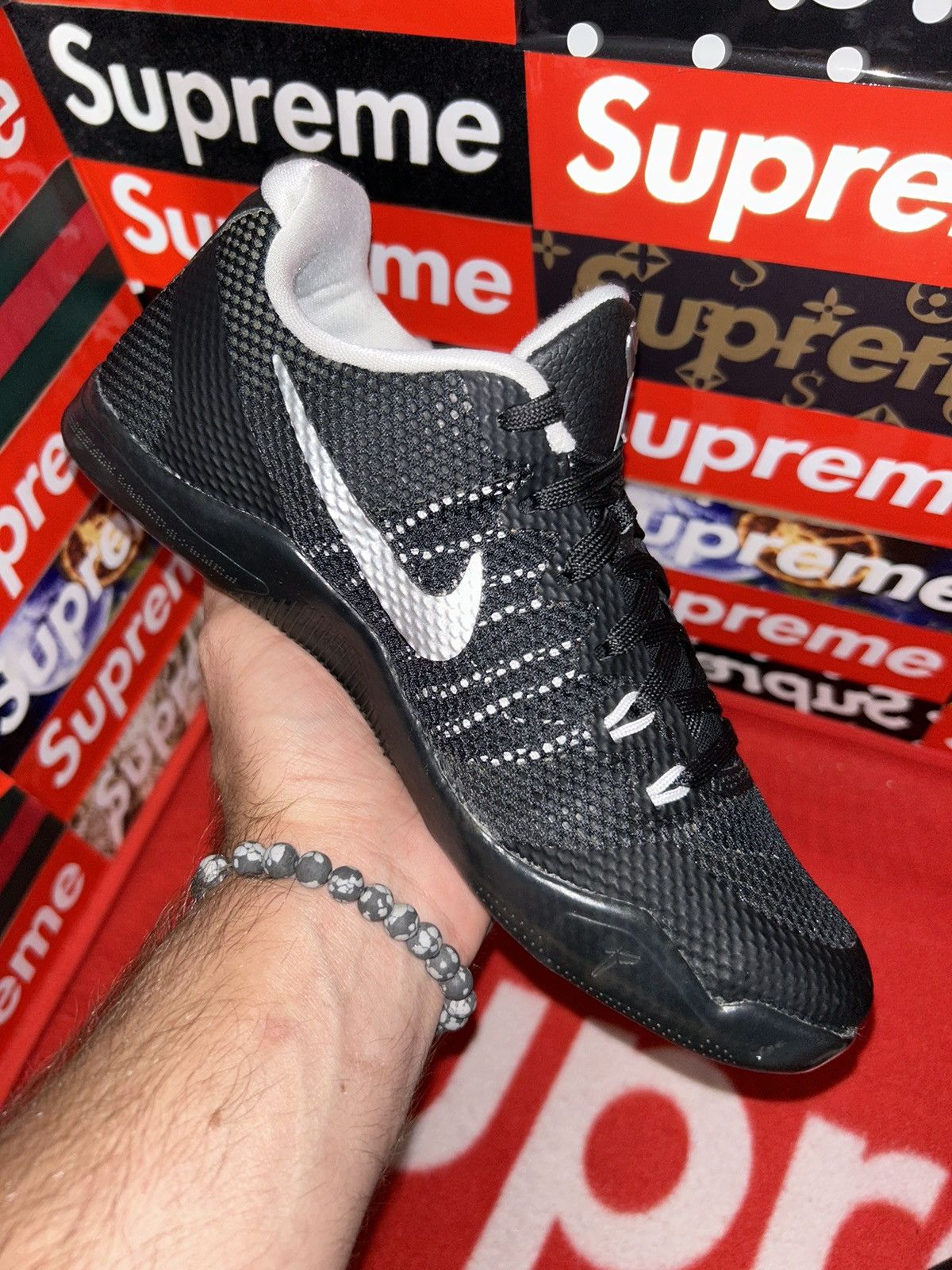 Nike Nike Kobe 11 Team Bank Black 856485-001 Size 6 VNDS Size US 6 / EU 39 - 7 Thumbnail