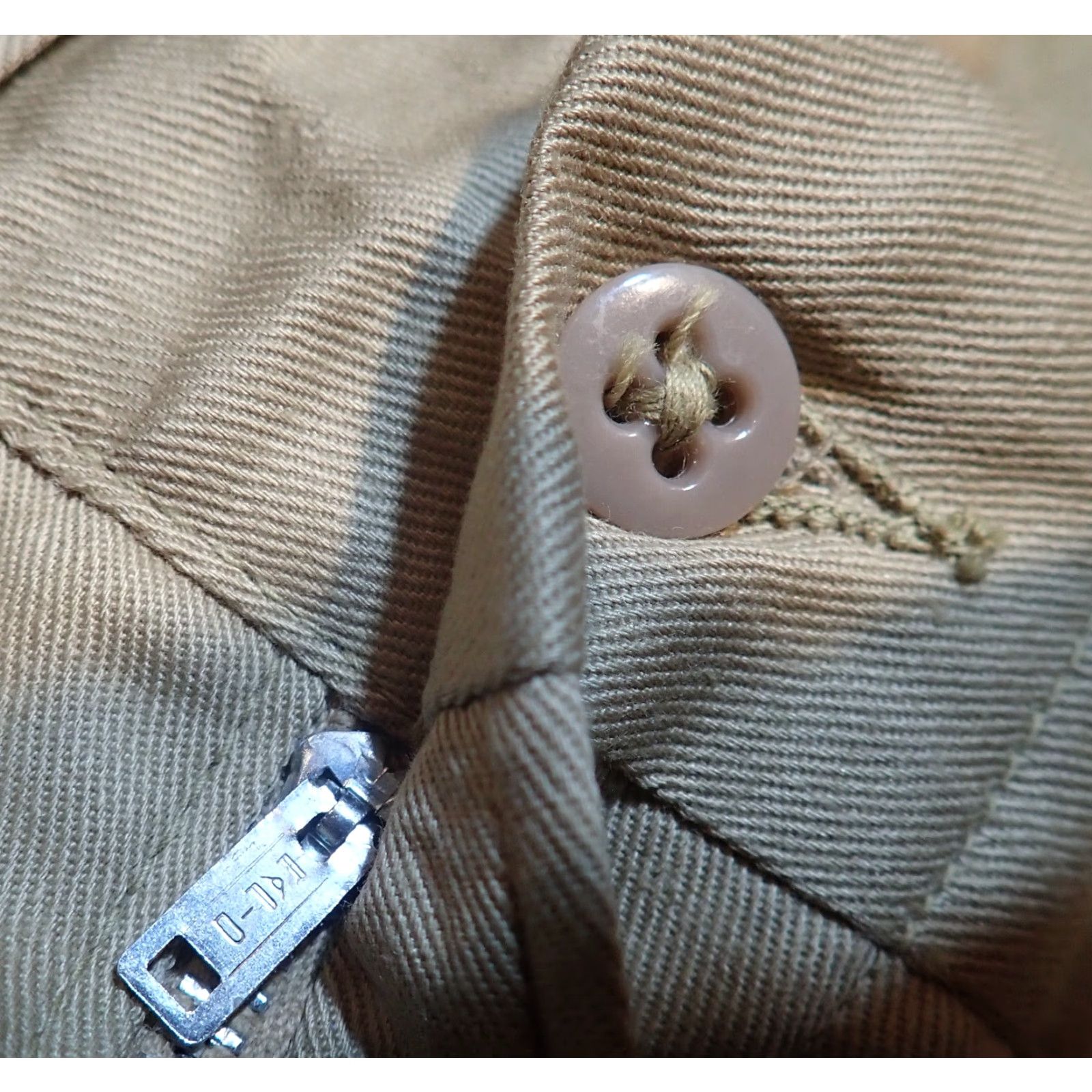 Vintage VINTAGE Deadstock Republic Chino Pants 31x30 Sanforized Khaki brown USA 50s 60s Sail Pockets 5-Pocket Mens Jeans Workwear JavaScript Size US 31 - 4 Thumbnail
