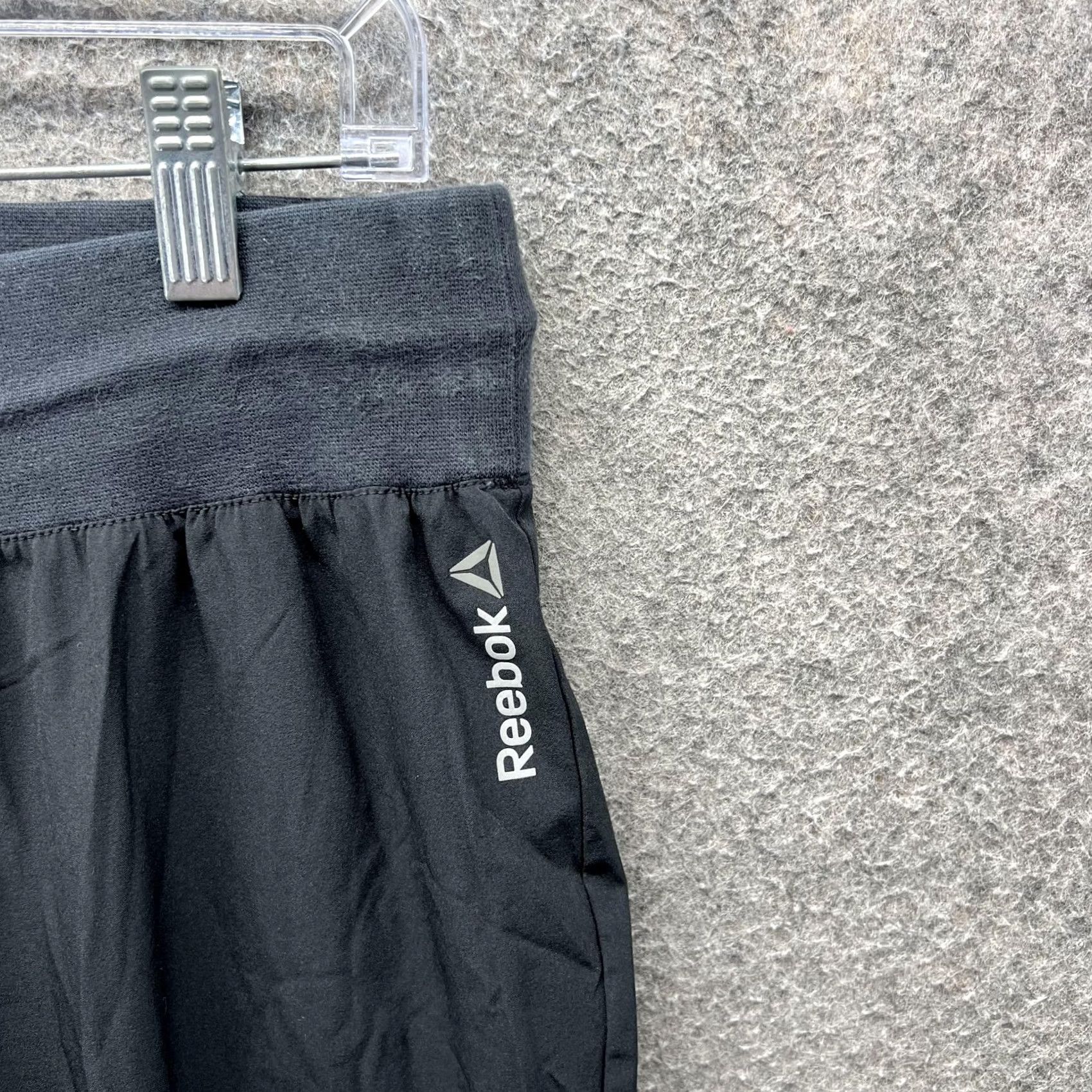 Reebok Reebok Jogger Pants Womens Medium Black Athletic Training Cuffed Ankle BR2761 Size 32" / US 10 / IT 46 - 7 Thumbnail