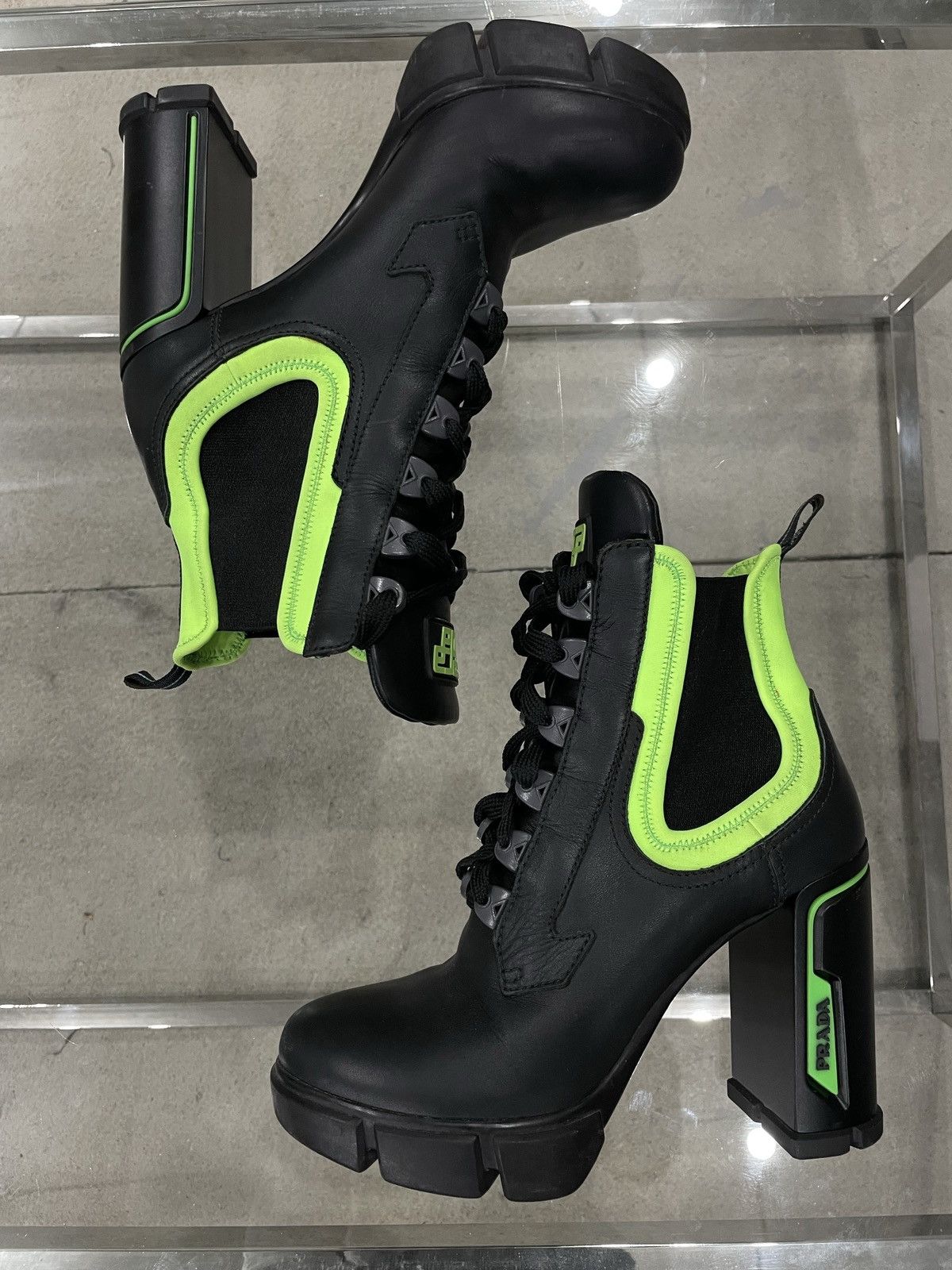 Prada Prada Vitello Montana Leather Lace Up Ankle Boots Size US 9.5 / IT 39.5 - 7 Thumbnail