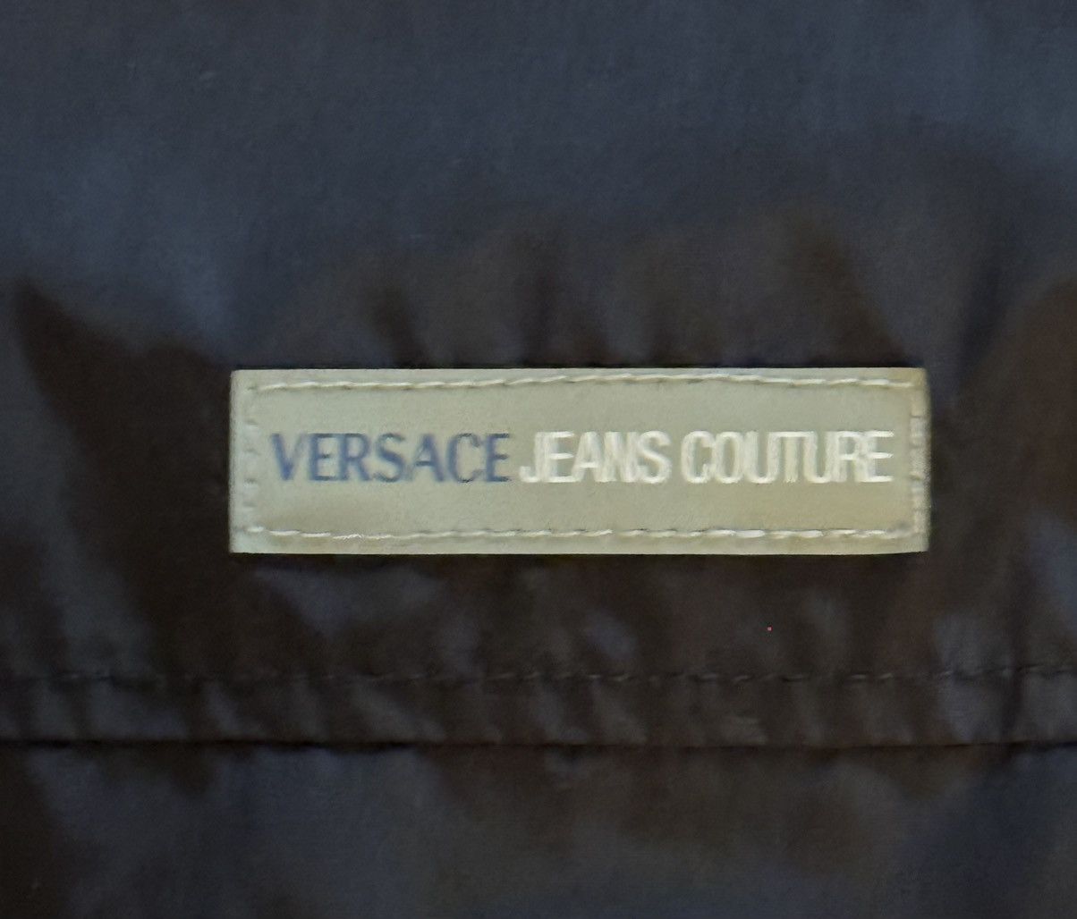 Versace Jeans Couture VINTAGE VERSACE JEANS ZIPPERED VEST Size US M / EU 48-50 / 2 - 4 Thumbnail