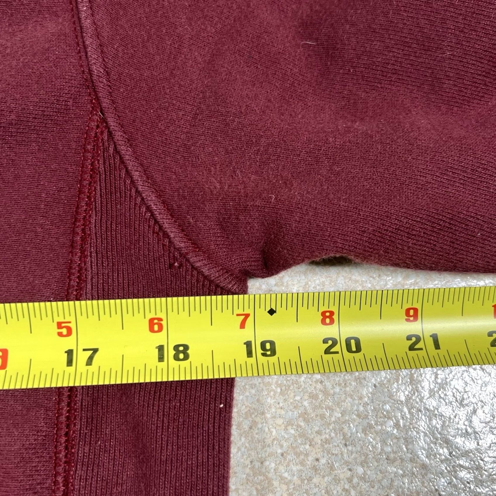Champion VINTAGE Champion Sweatshirt Unisex Adults Small Red Warriors Track & Field Size S Pullover Sweatshirt Style Activewear Size S / US 4 / IT 40 - 5 Thumbnail