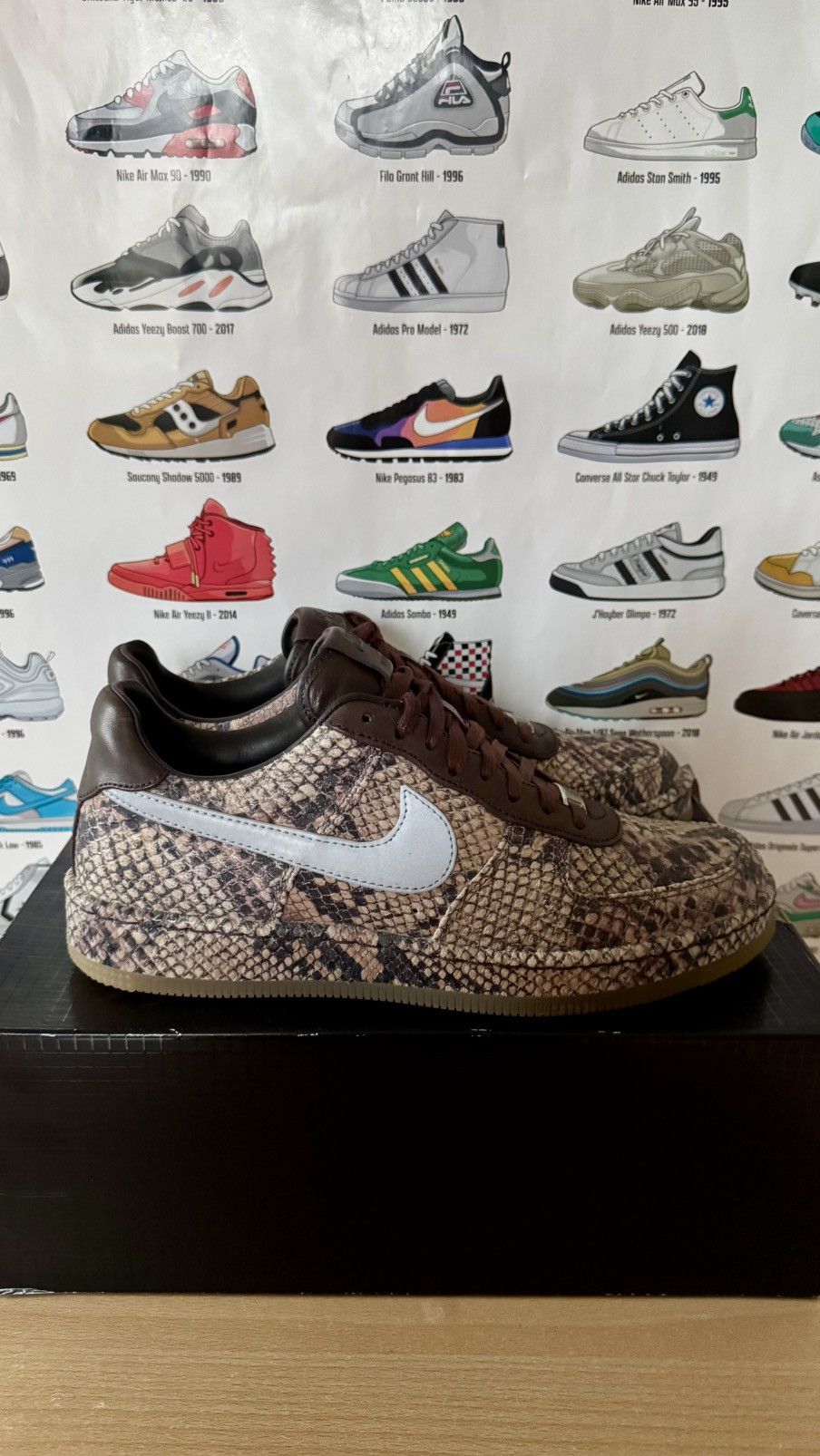 Nike Nike Air Force 1 Size US 9 / EU 42 - 4 Thumbnail