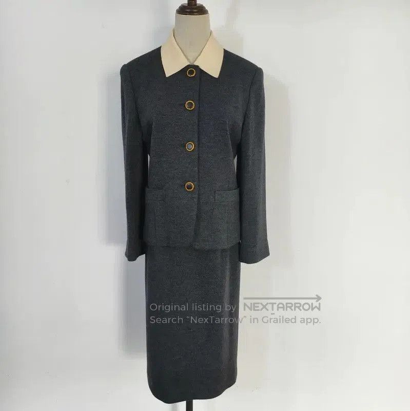 Burberry Burberry Gray Wool Long Sleeve Dress. Size M / US 6-8 / IT 42-44 - 1 Thumbnail