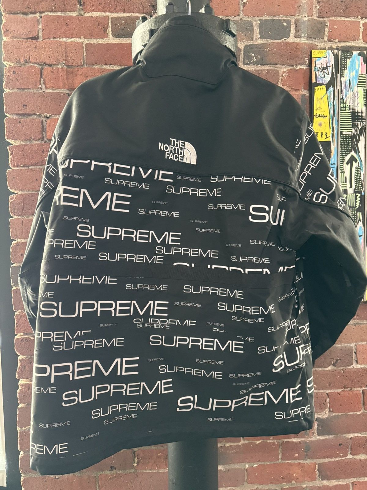 Supreme × The North Face Supreme x North Face Size US M / EU 48-50 / 2 - 3 Thumbnail