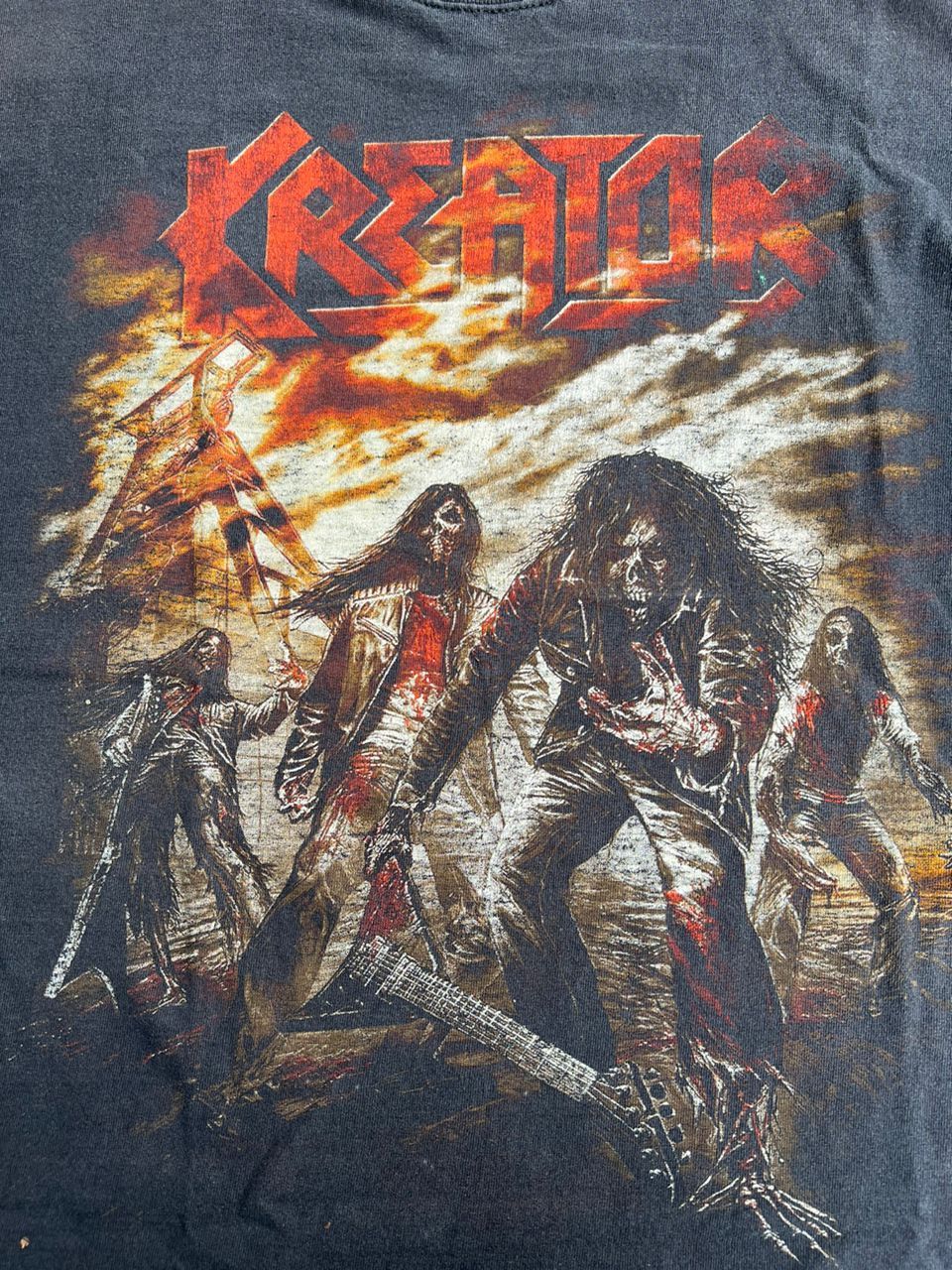 Band Tees Kreator Dying Alive Faded Tshirt Size US XL / EU 56 / 4 - 5 Thumbnail