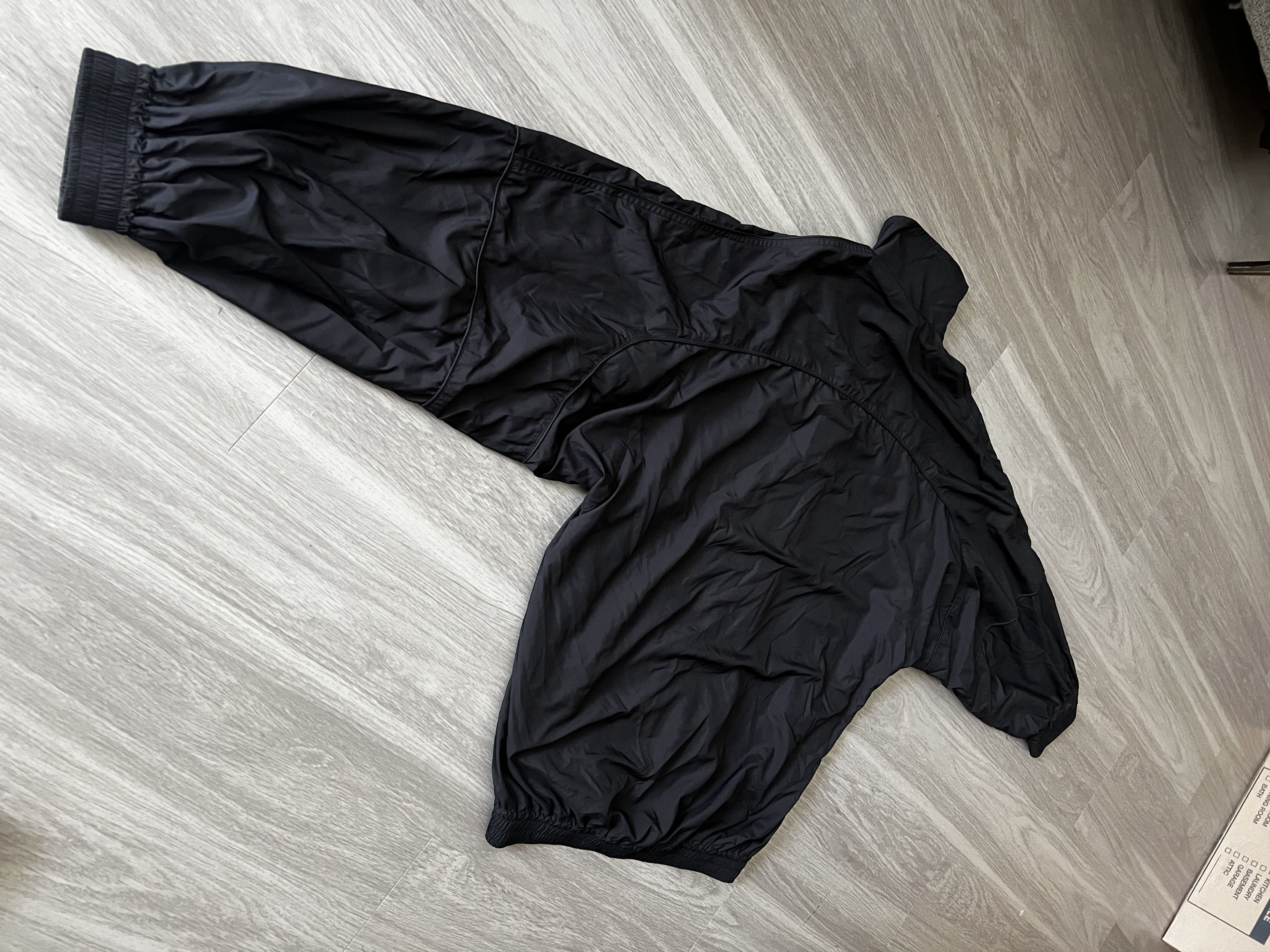 Balenciaga Balenciaga AW2020 runaway track jacket Size US XS / EU 42 / 0 - 9 Thumbnail