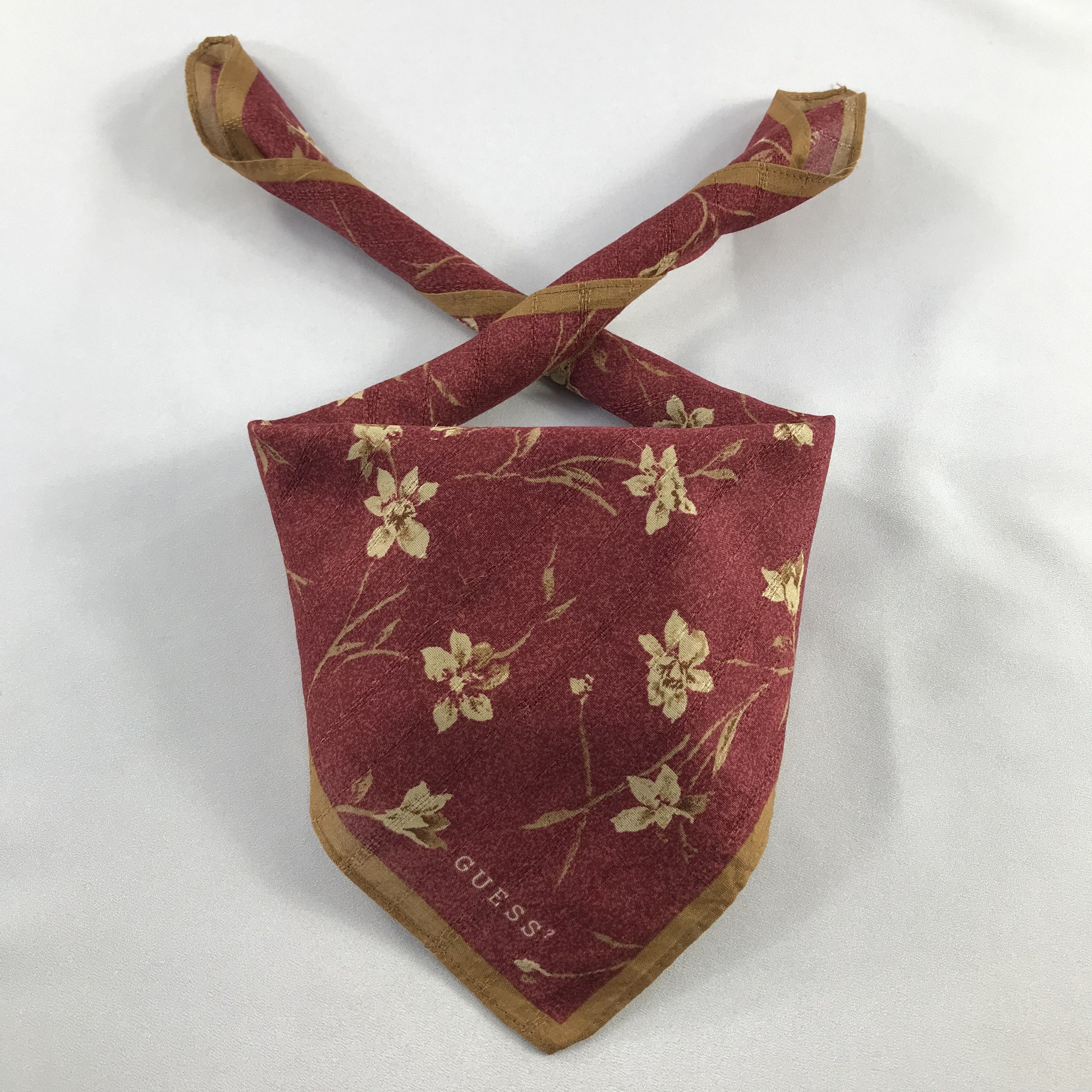 Guess Guess Handkerchief / Bandana / Neckerchief C573 Size ONE SIZE - 1 Thumbnail