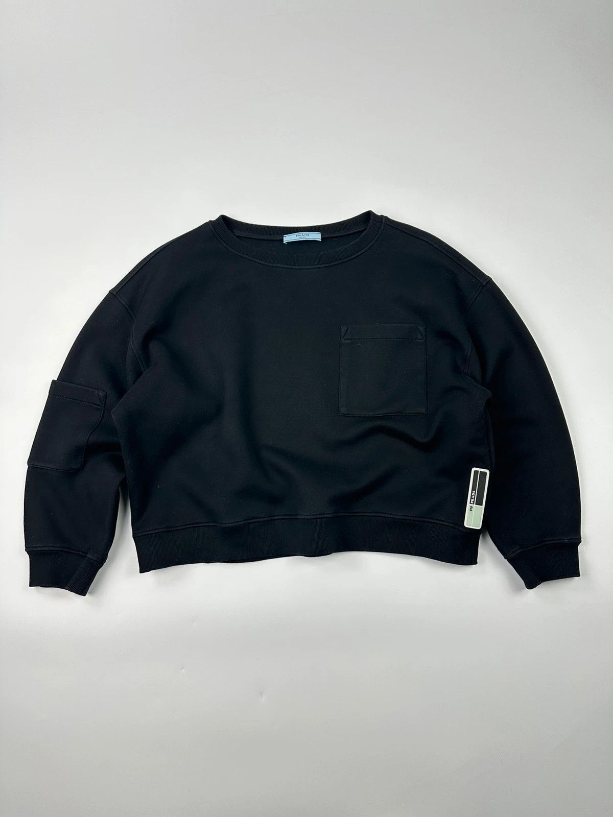 Prada Prada Milano SS2018 Crop Black Sweater Pockets Size M / US 6-8 / IT 42-44 - 1 Thumbnail