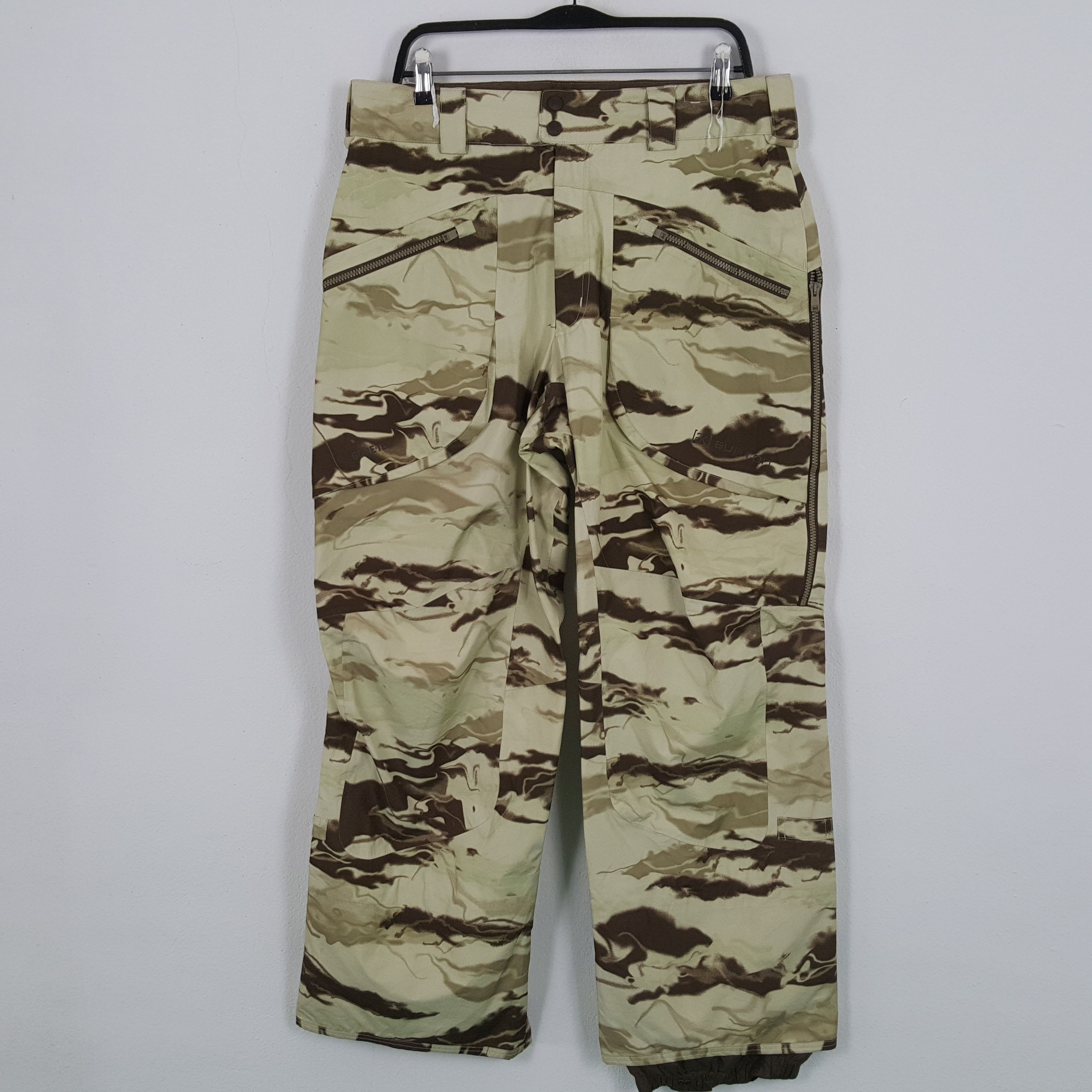 image of Burton Fashion Style Camo Design Streetwear Pants in Army, Men's (Size 34)