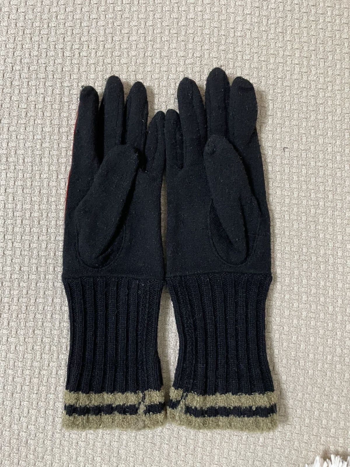 Vivienne Westwood Vivienne Westwood red leather/wool gloves with weaving Size ONE SIZE - 3 Thumbnail