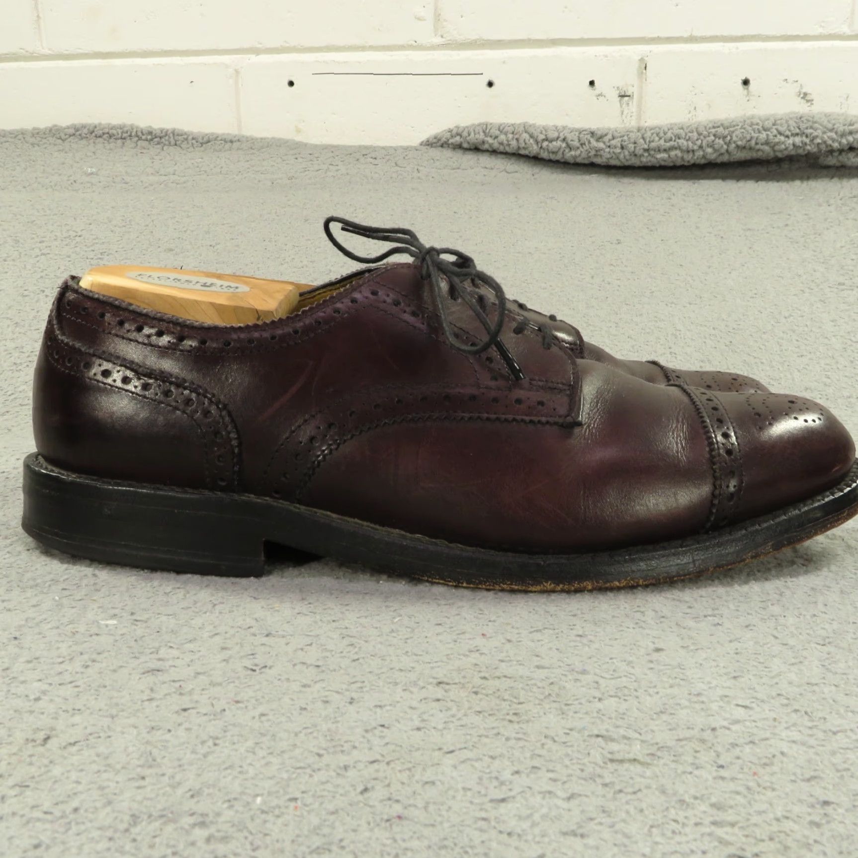 Allen Edmonds Allen Edmonds Shoes Men 8 EEE Oxblood Lexington Derby Cap Toe Oxford Dress Shoe Size ONE SIZE - 5 Thumbnail