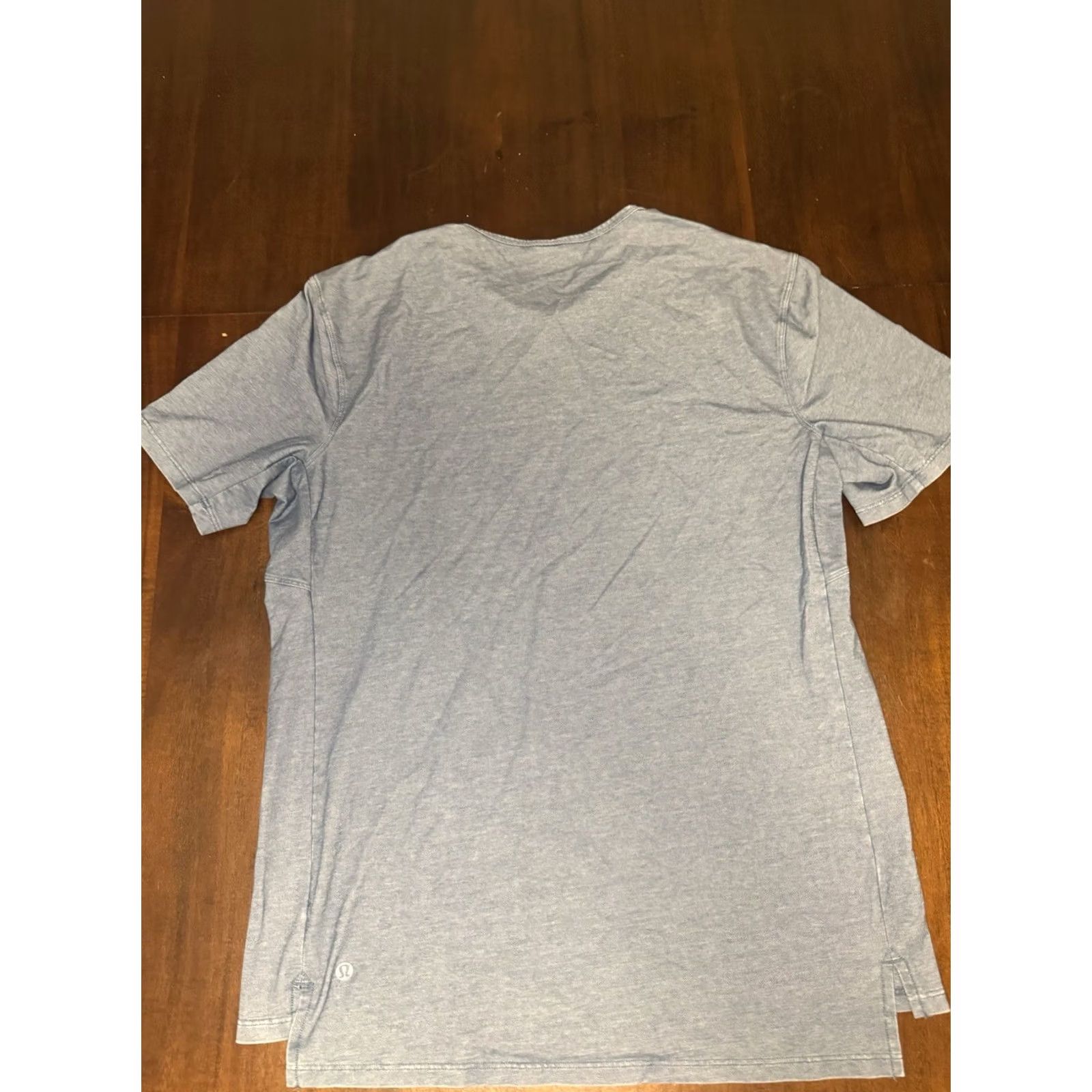 Lululemon Lululemon Blue Denim Distressed Short Sleeve Shirt - Medium Size US M / EU 48-50 / 2 - 7 Thumbnail
