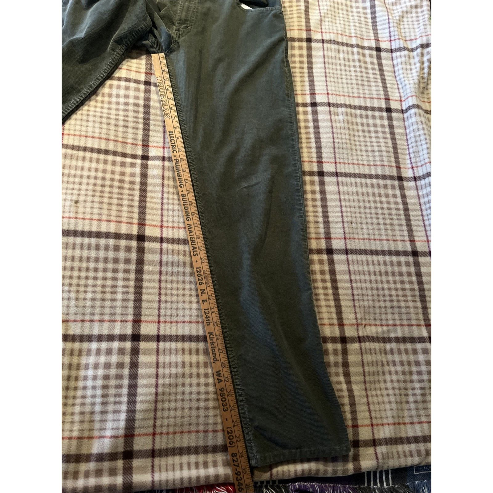 Levi's Levi's 559 Relaxed Straight Corduroy Pants Mens 35x35 Green Size US 35 - 7 Thumbnail