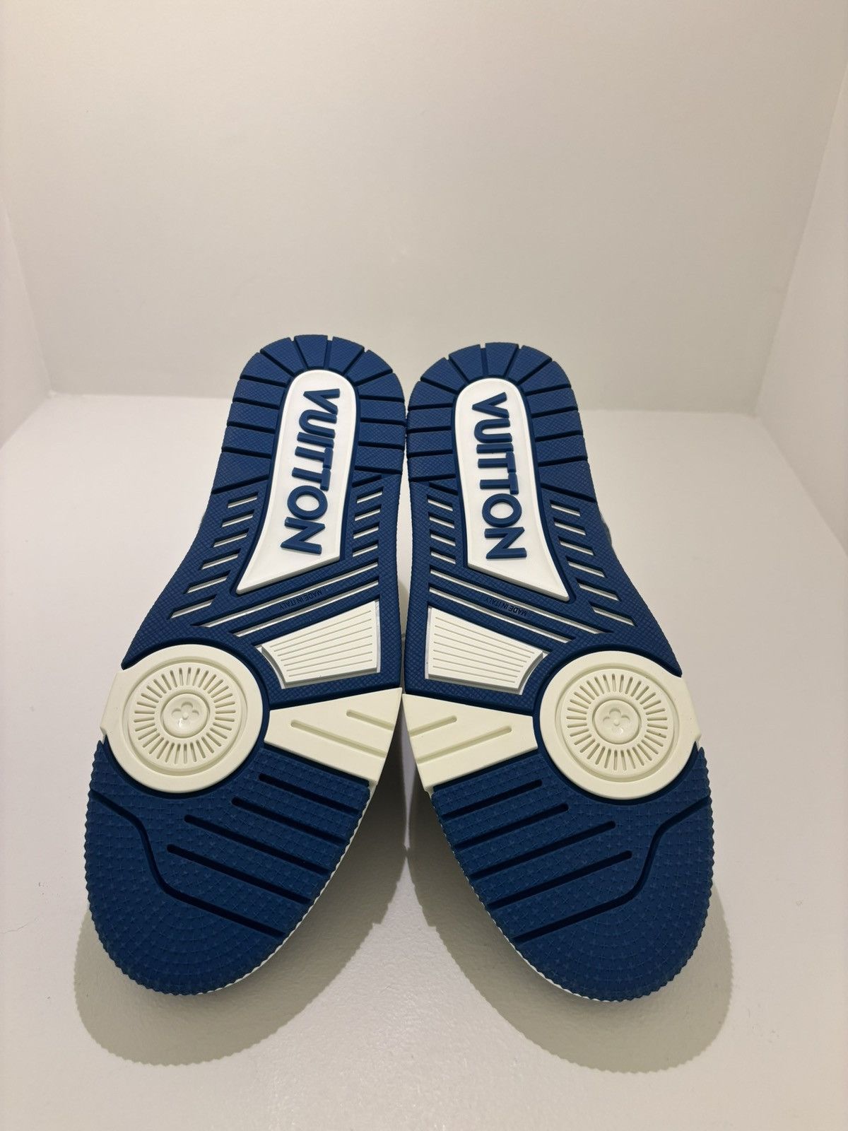 Louis Vuitton Louis Vuitton Denim Monogram Sneakers Size US 9.5 / EU 42-43 - 9 Thumbnail