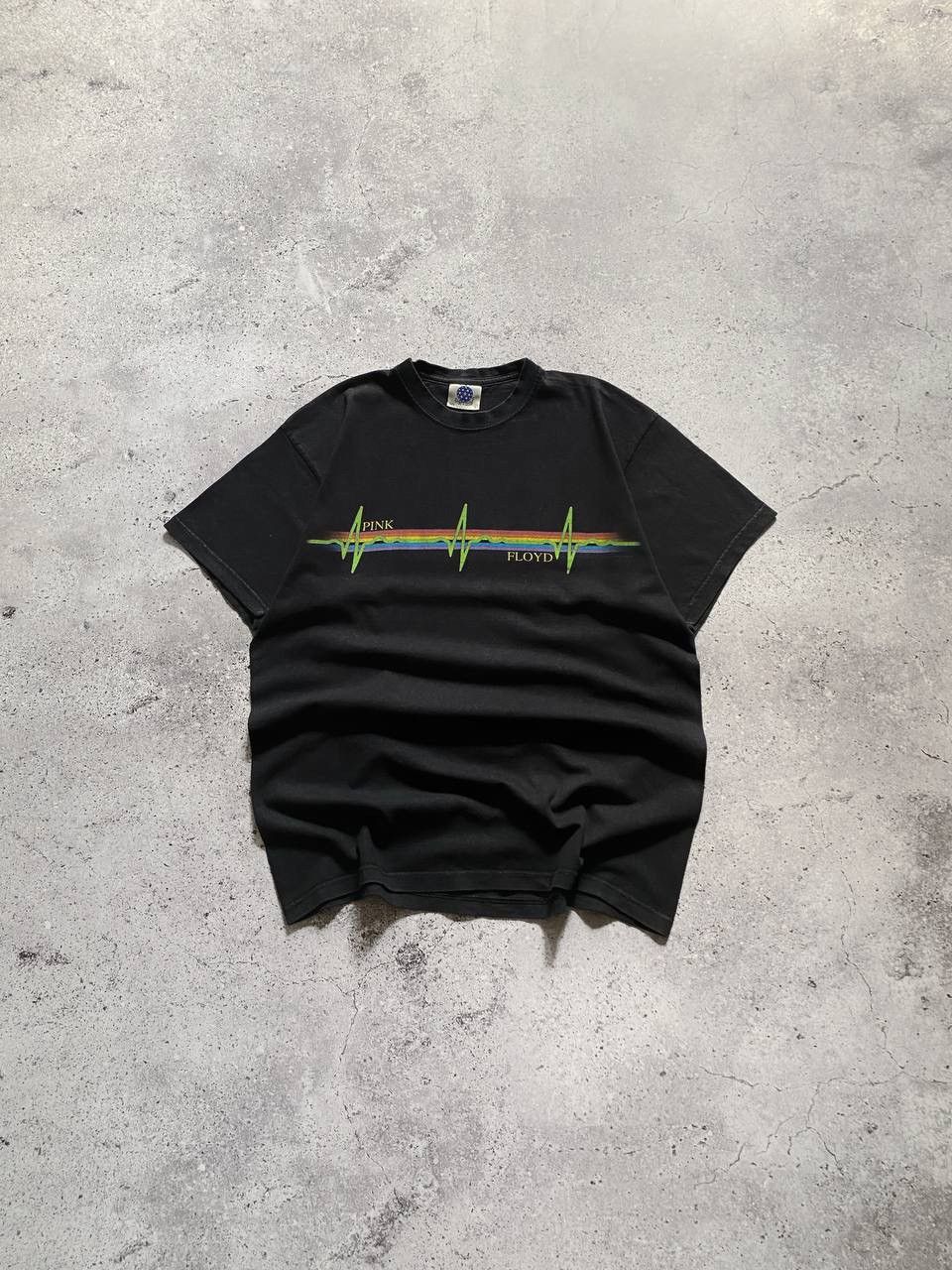 Pink Floyd × Vintage VINTAGE 2000s PINK FLOYD “OF THE MOON” ROCK BAND T SHIRT Size US M / EU 48-50 / 2 - 1 Thumbnail
