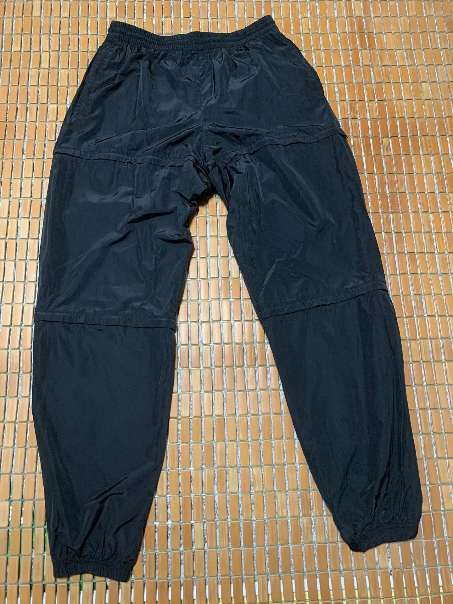 Balenciaga Balenciaga kick cargo sweatpants | Grailed
