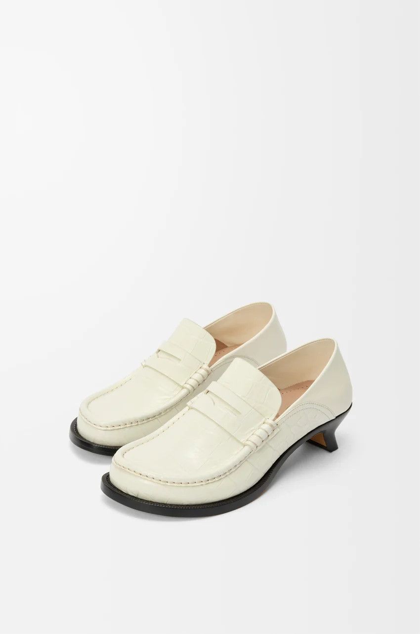 Loewe o1loc1c0525 Loafers in White Size US 8 / IT 38 - 2 Thumbnail